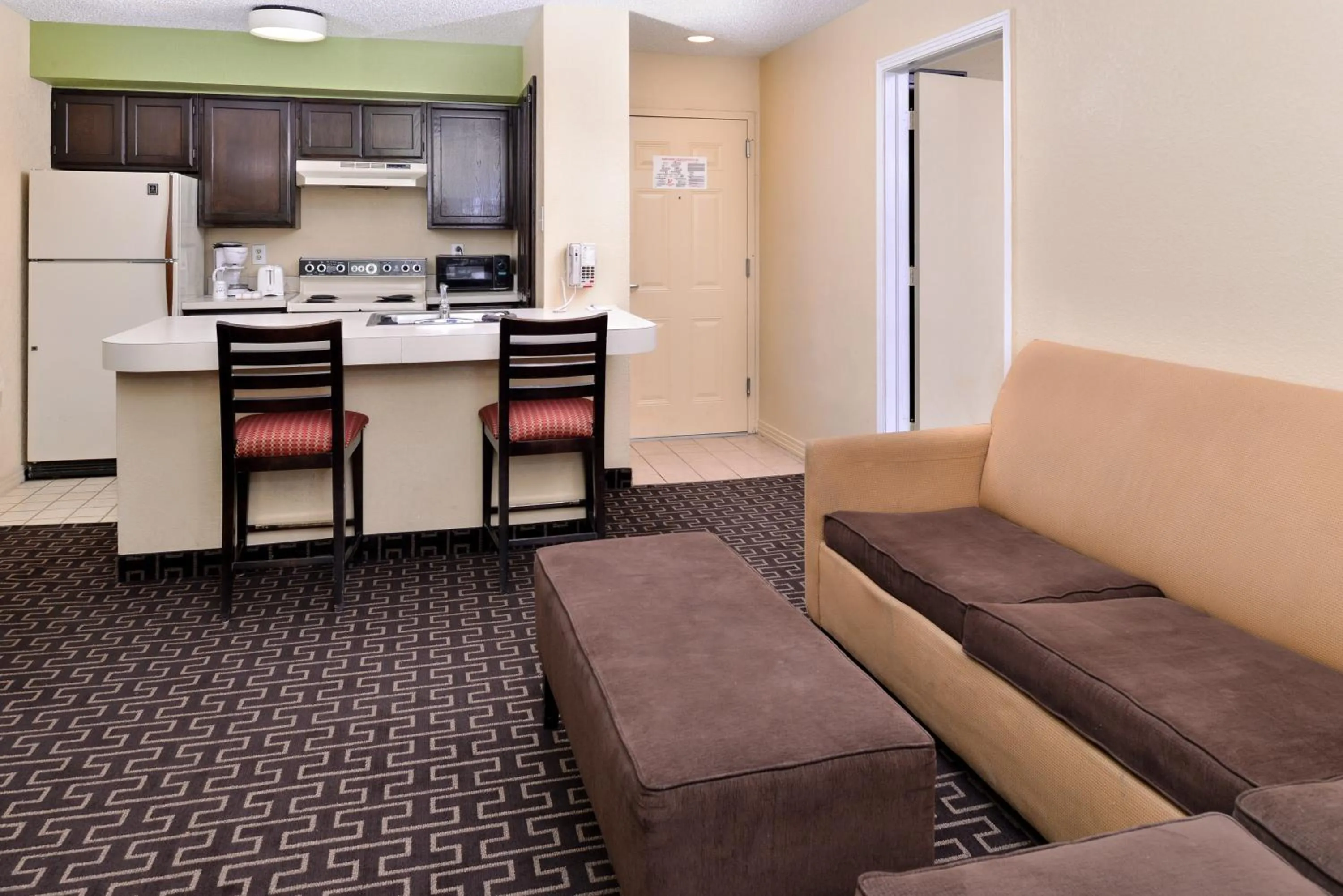 Kitchen or kitchenette in Americas Best Value Inn & Suites Extended Stay - Tulsa