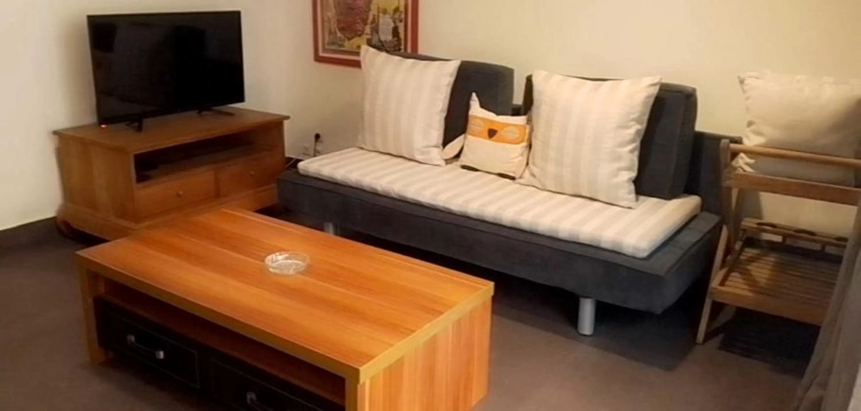 TV and multimedia in Hotel La Villette