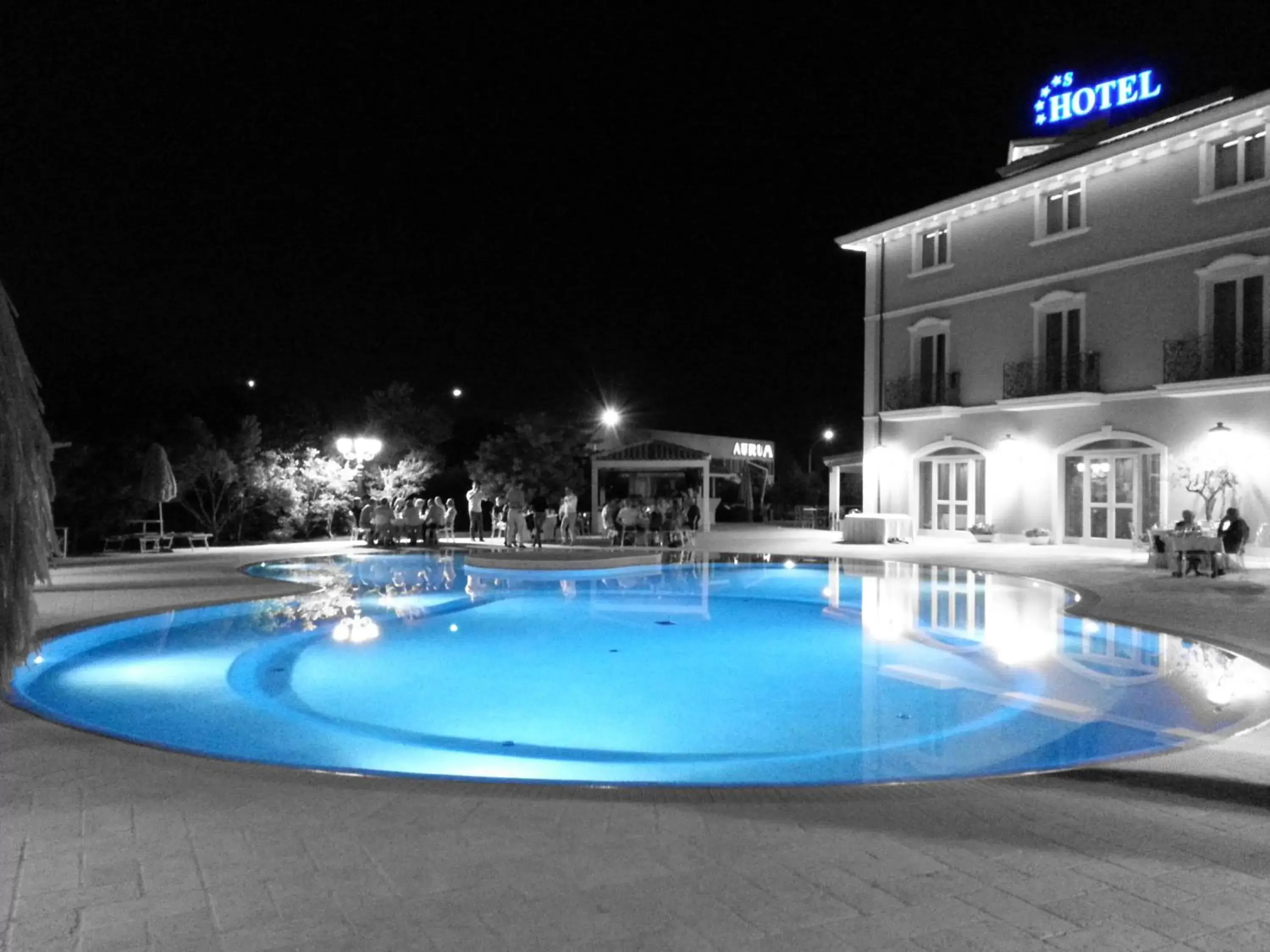 Night, Swimming Pool in Hotel Villa Michelangelo