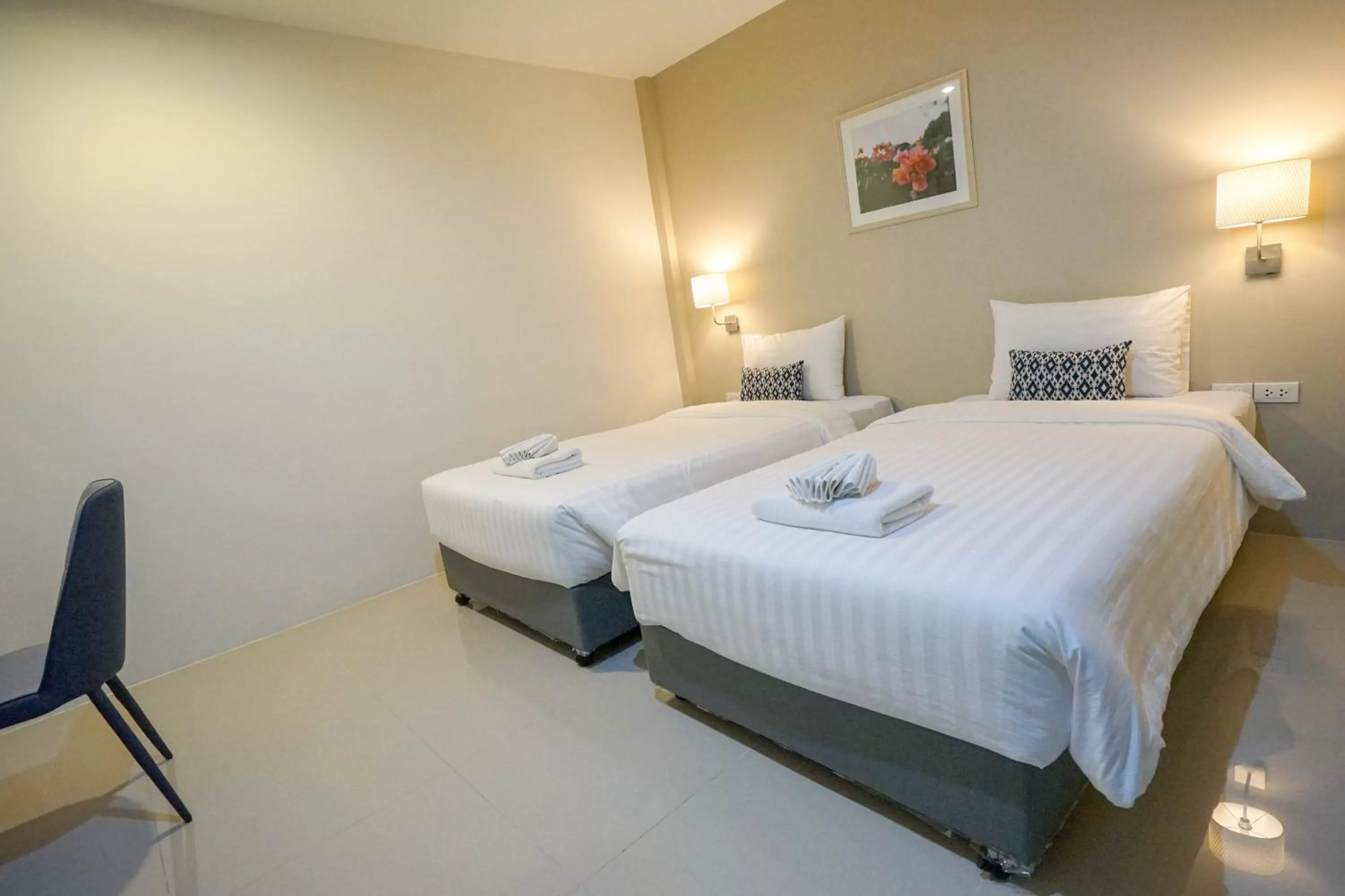 Twin Room with No Window - Sleep Room - Building 1 in Sleepstation at Pratunam