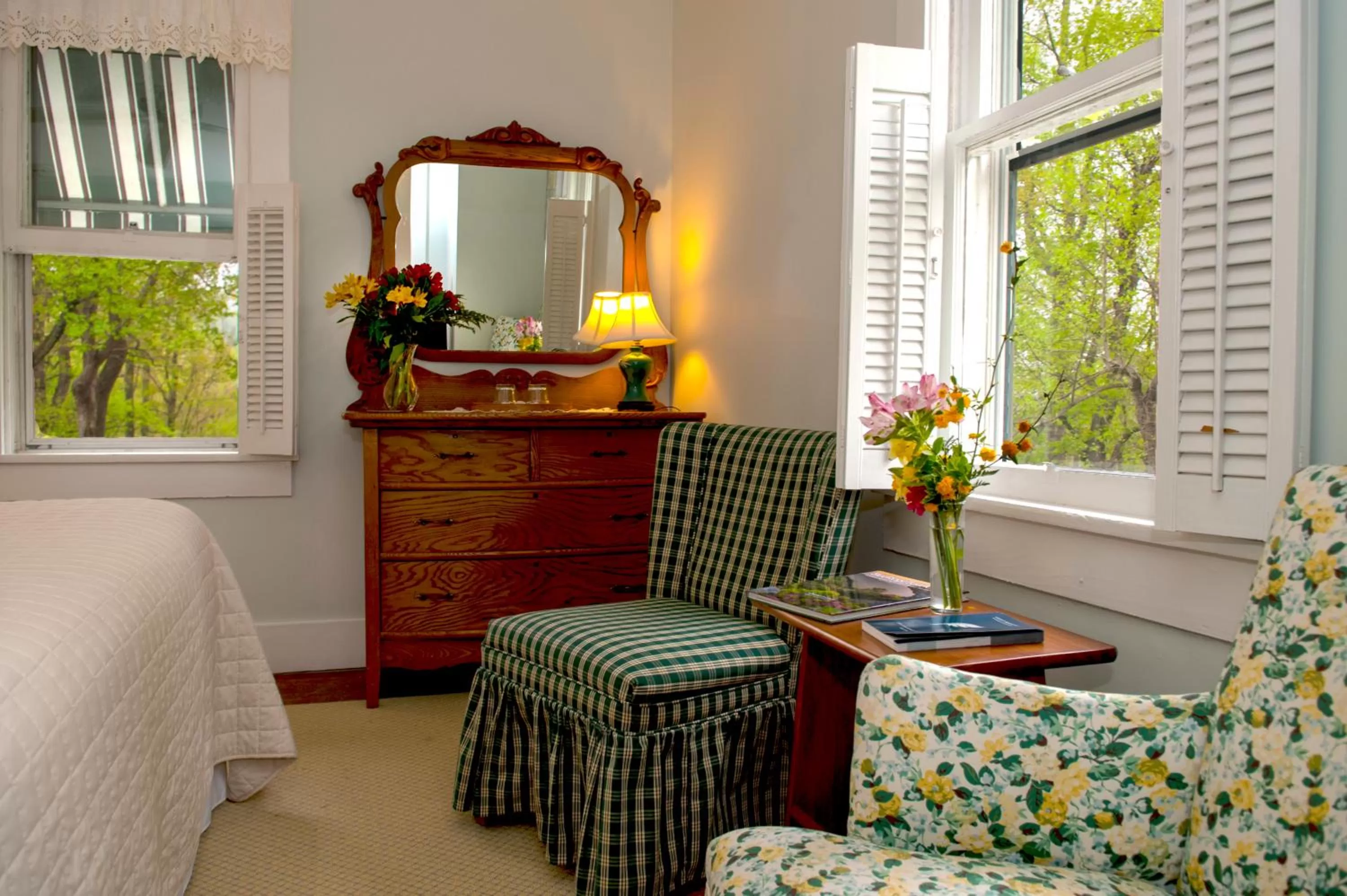 Seating Area in Orchard Inn