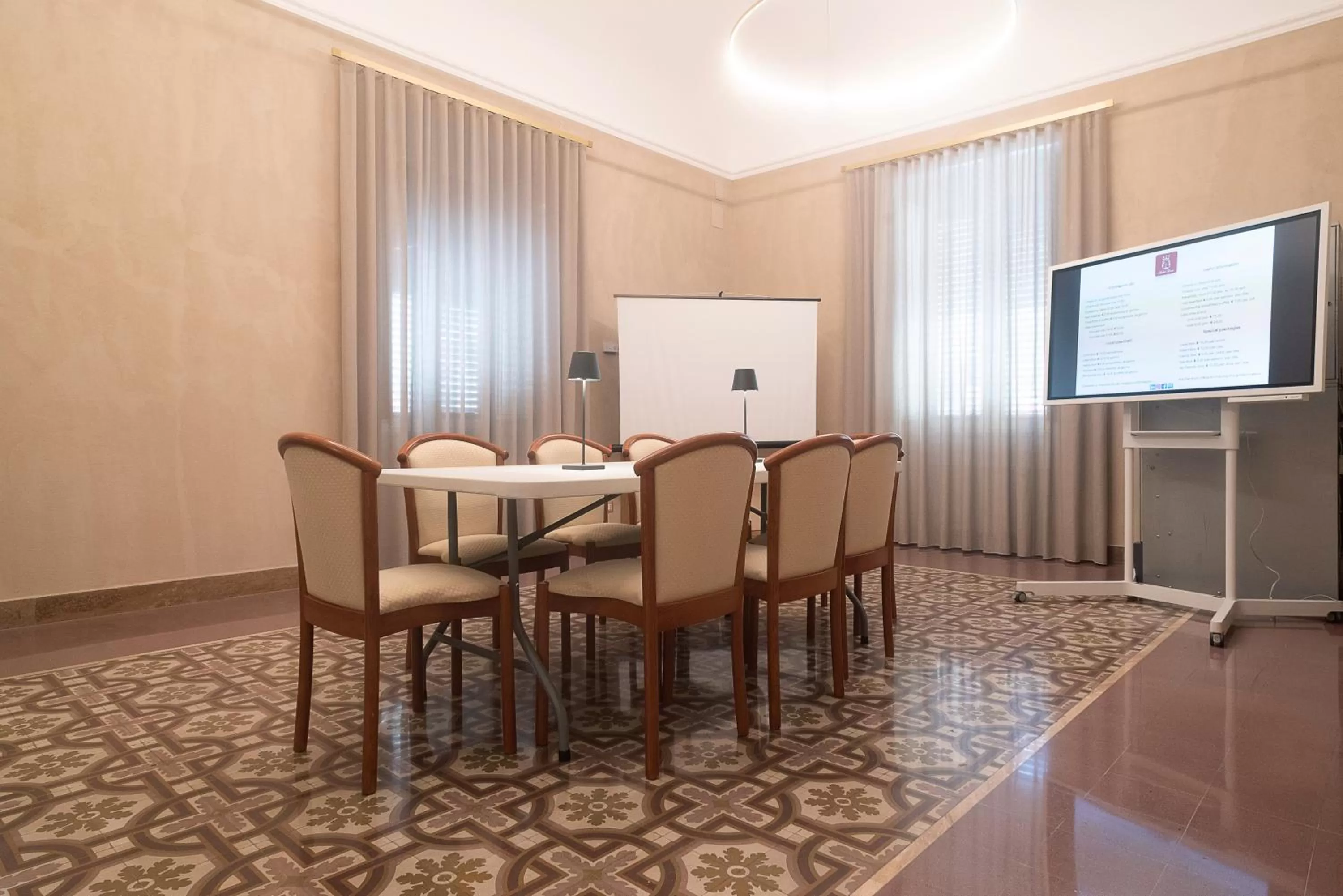 Meeting/conference room in Hotel Tonic