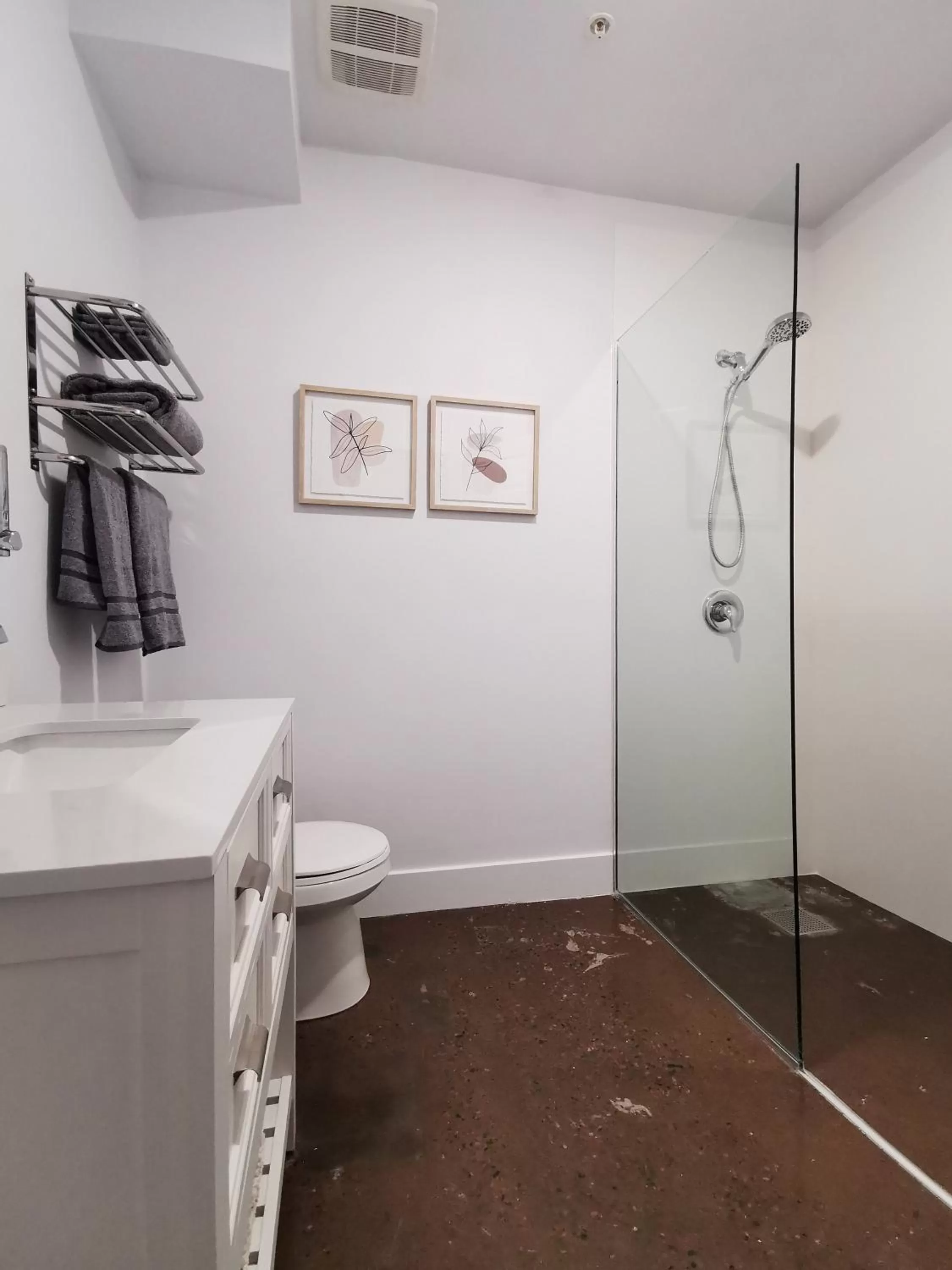 Cameo Hotel and Suites