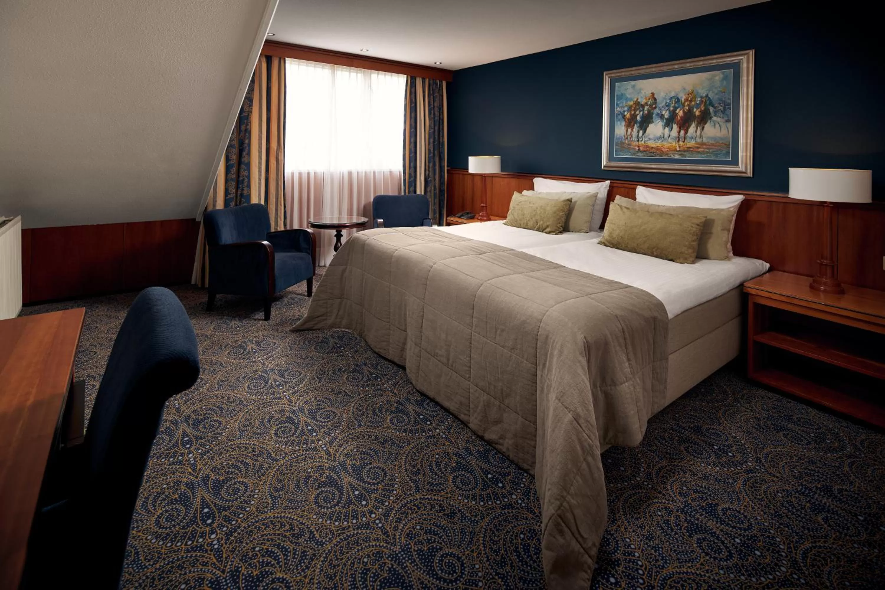 Bedroom, Bed in Van der Valk Hotel Emmeloord