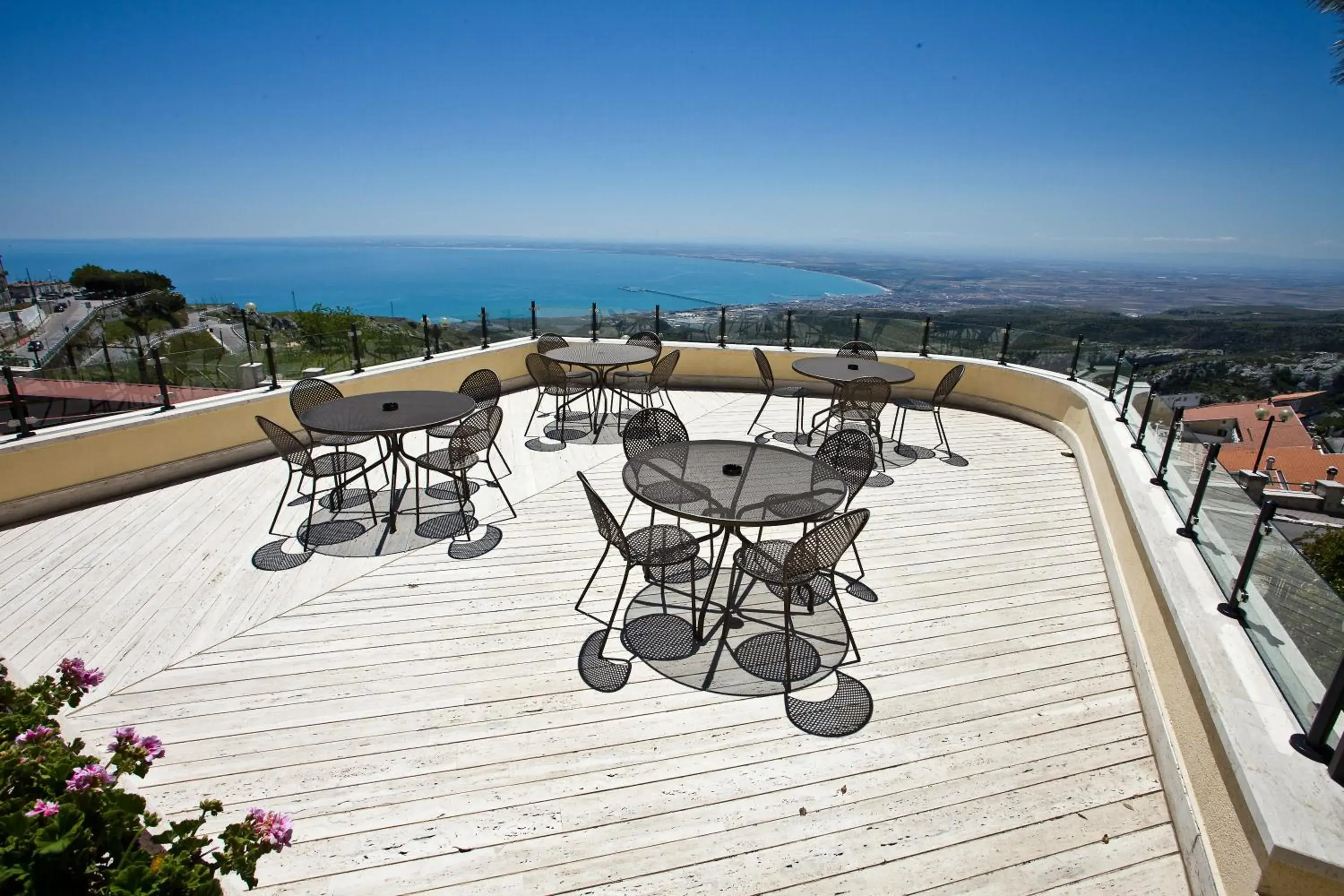 Sea view, Balcony/Terrace in Palace Hotel San Michele