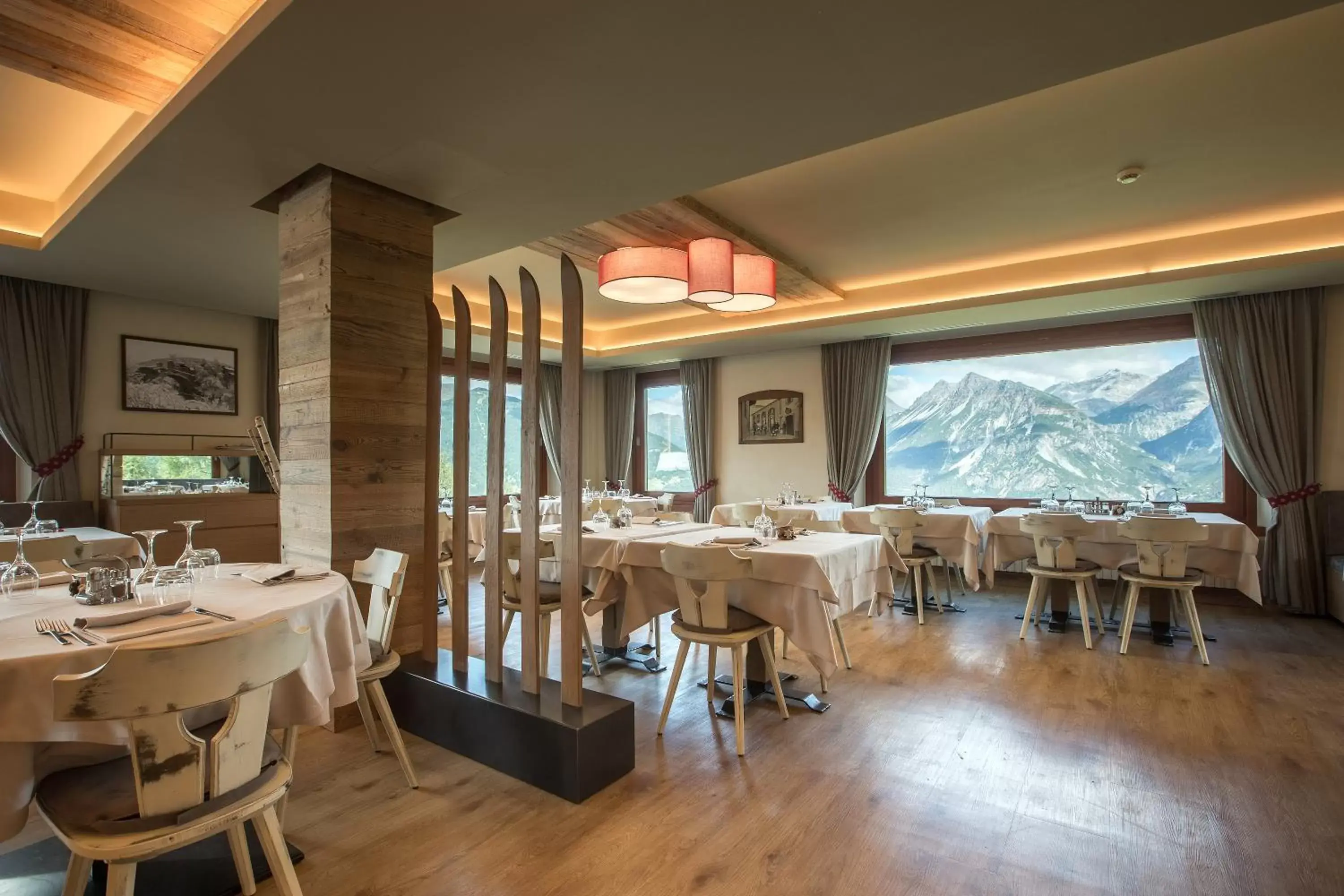 Restaurant/Places to Eat in Hotel Vallechiara