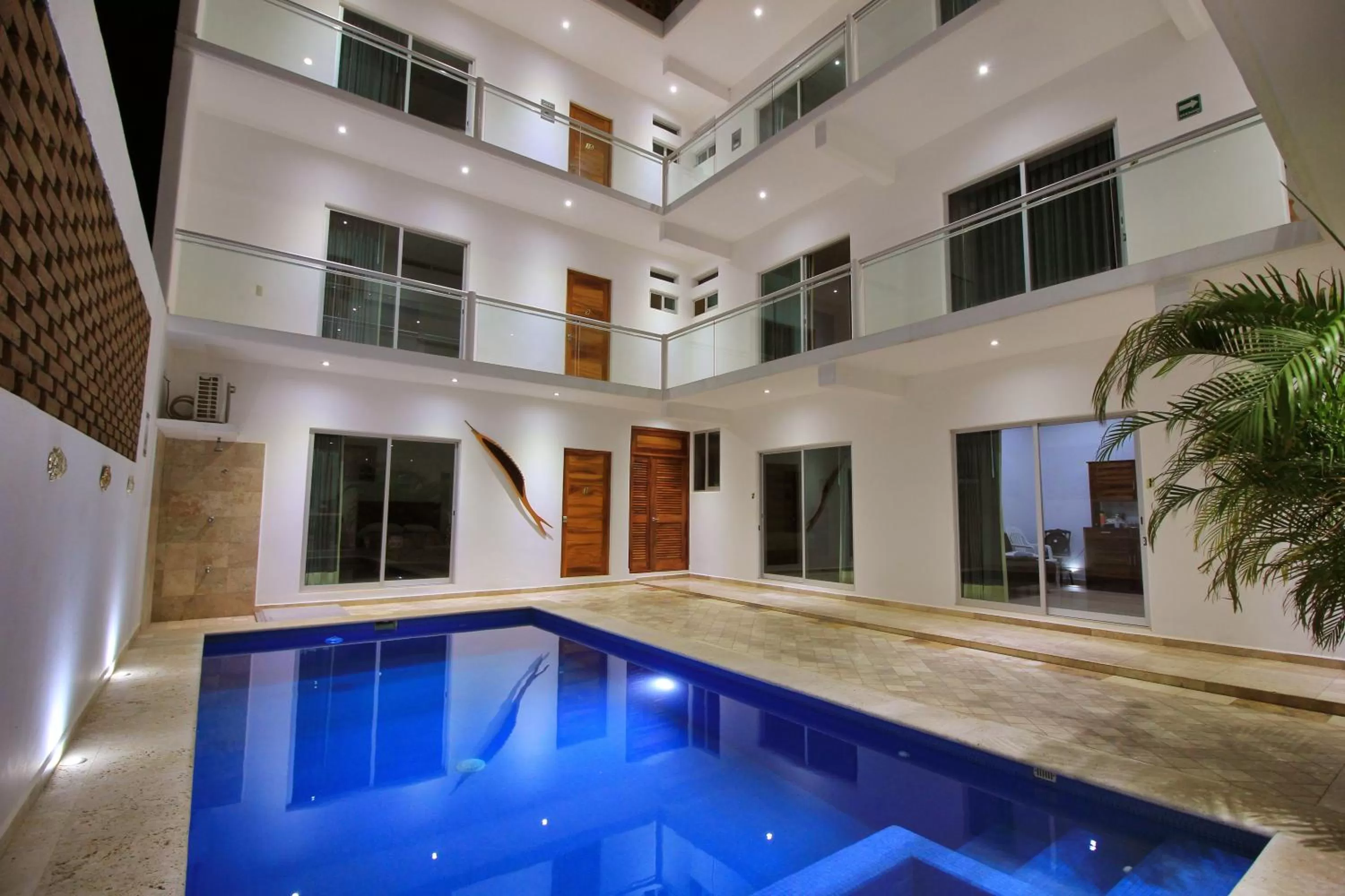 Swimming pool in Hotel Casa Pridda