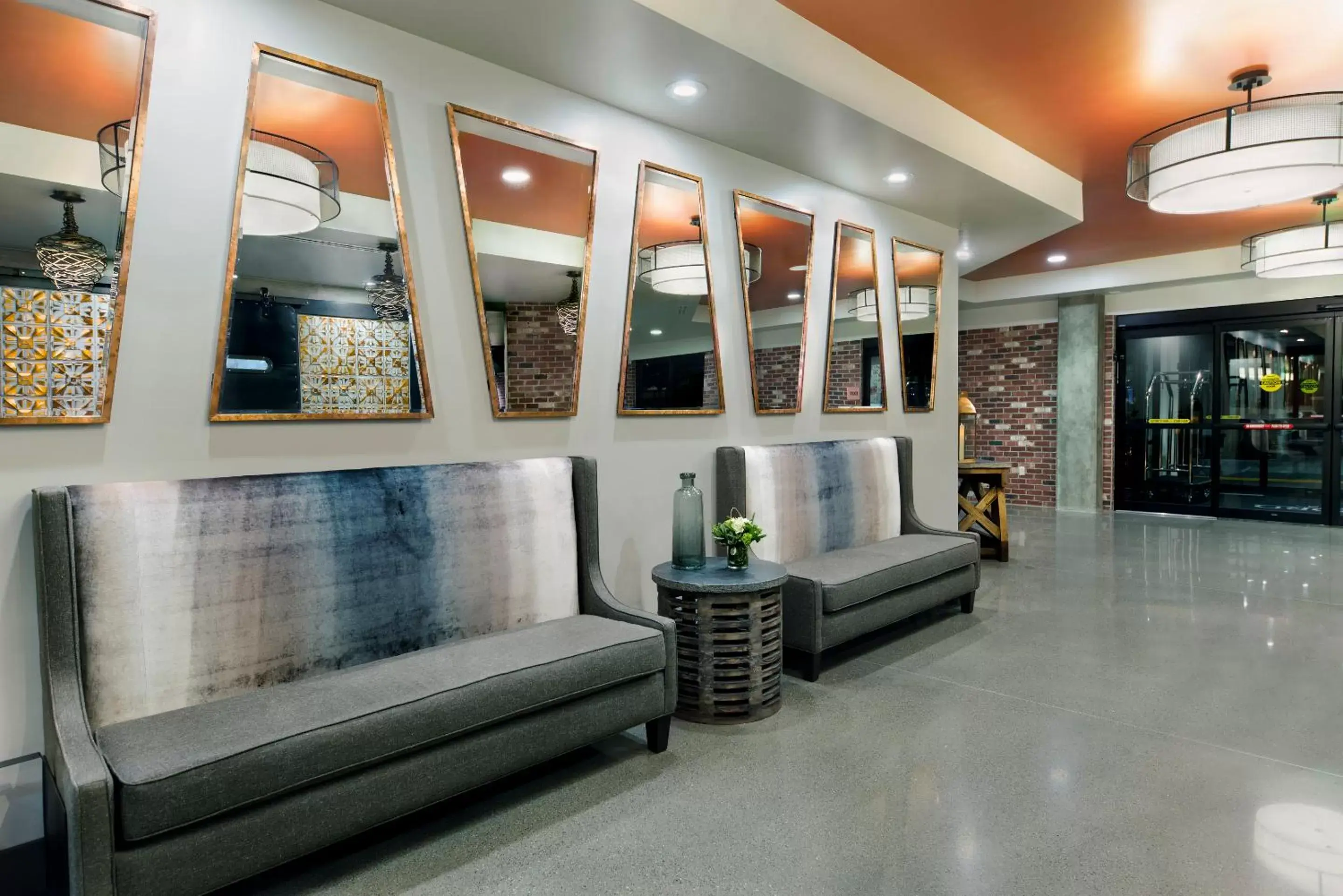 Lobby or reception, Lobby/Reception in Oxford Suites Paso Robles