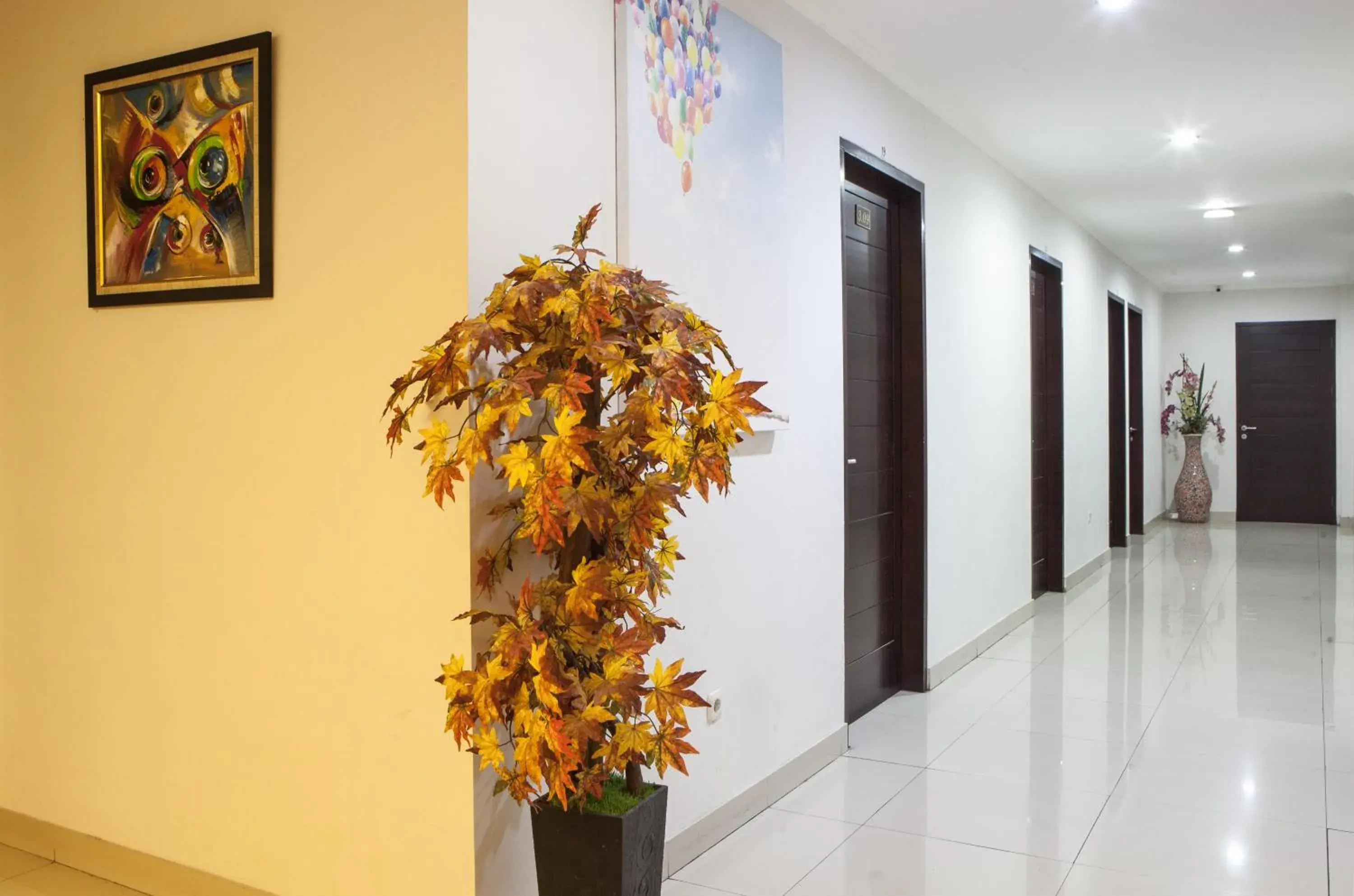 Facade/entrance in RedDoorz near Gedung Sate 2 Facade/entrance in RedDoorz near Gedung Sate 2