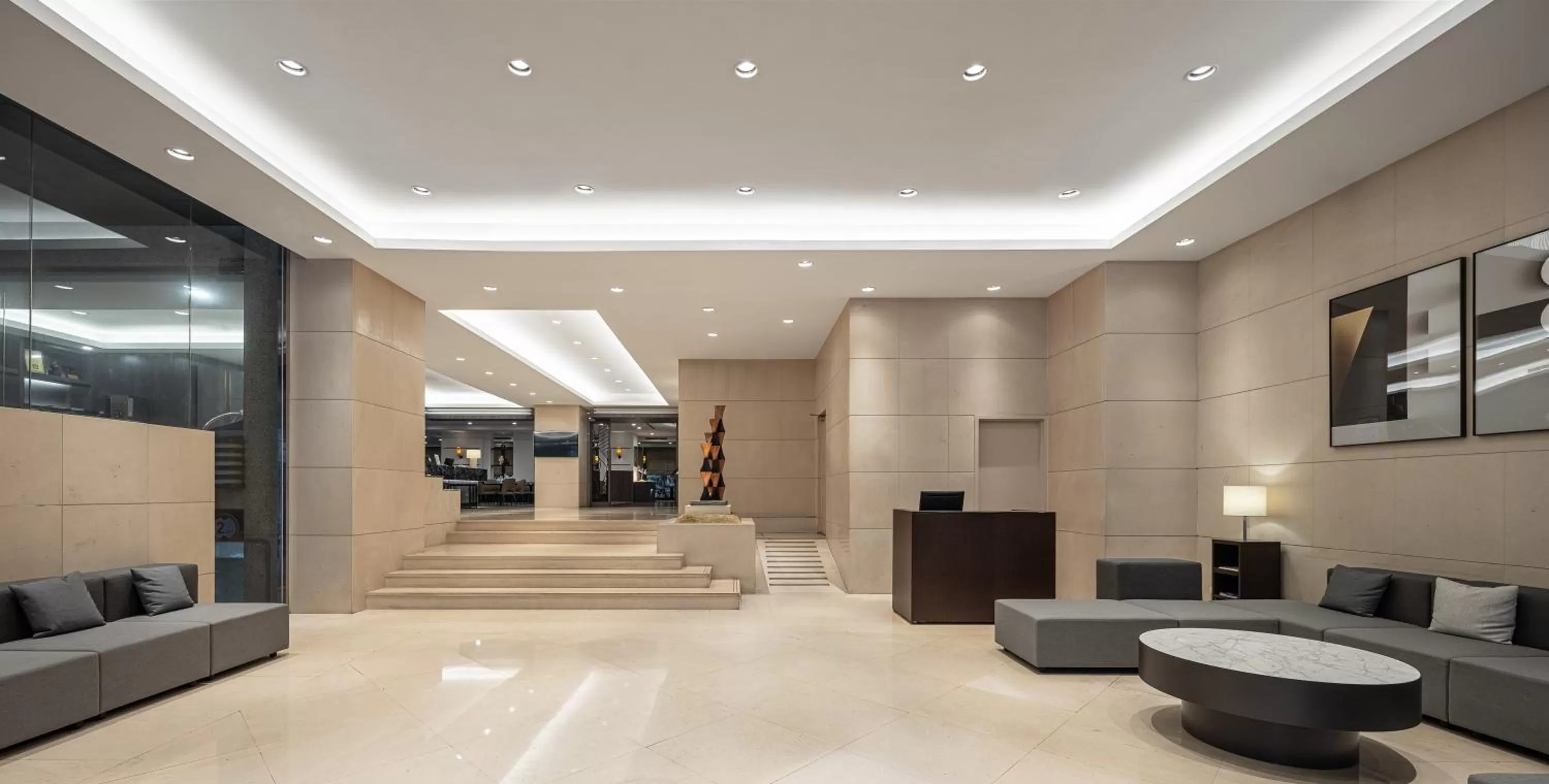 Lobby or reception in Lakeshore Hotel Metropolis
