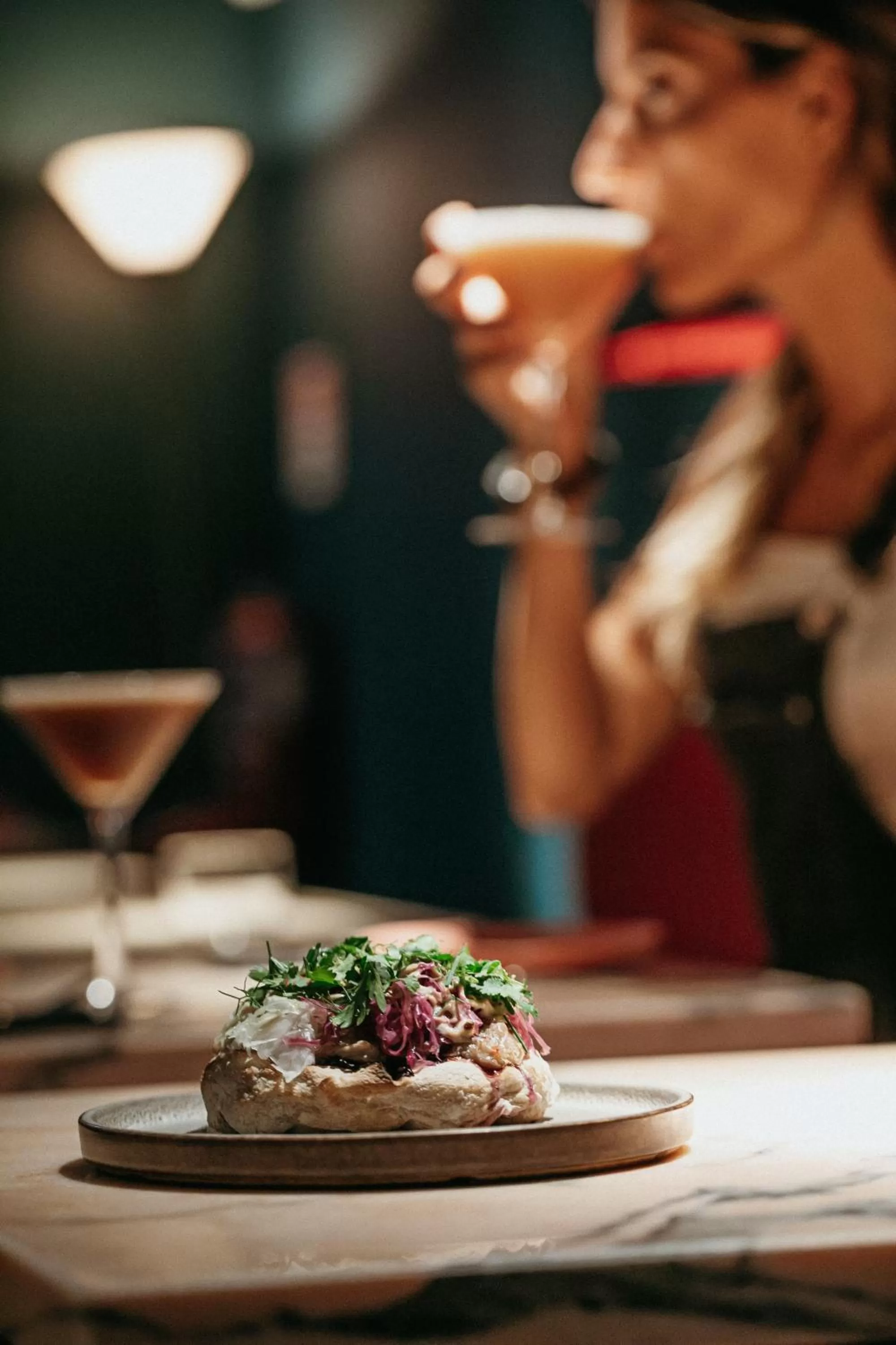 Restaurant/places to eat in Esqina Cosmopolitan Lodge