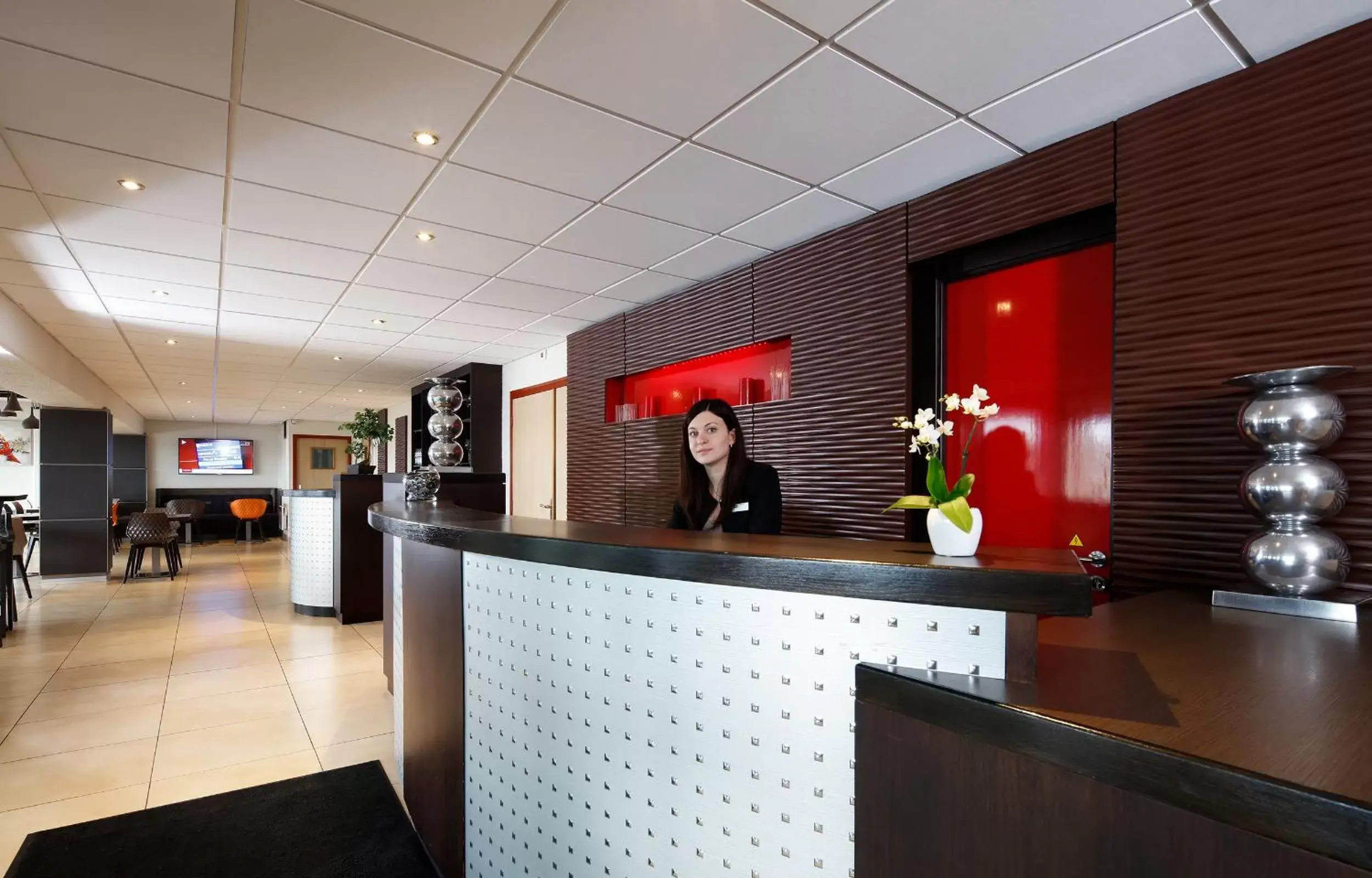 Staff, Lobby/Reception in Kyriad Belfort Centre Gare