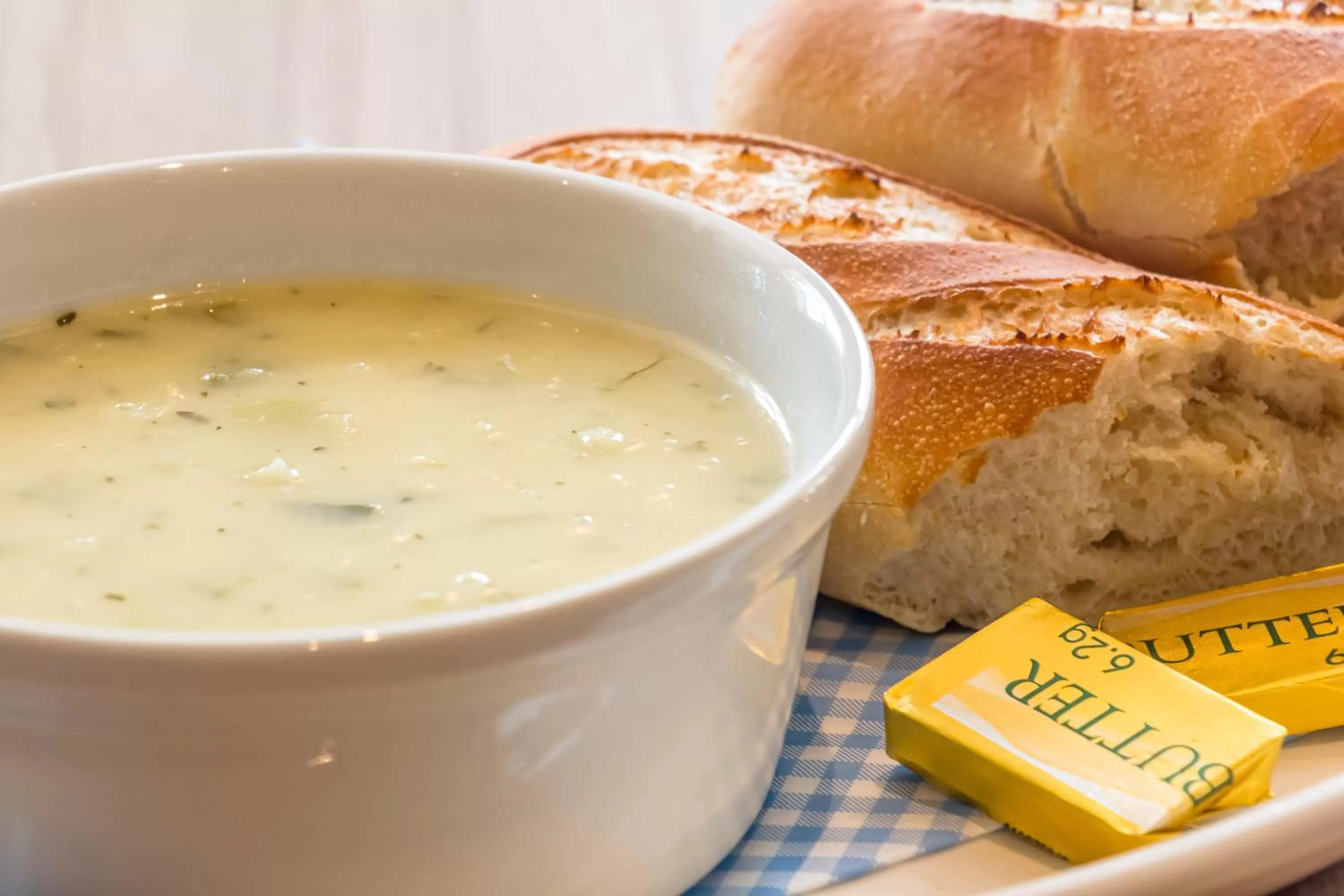 Restaurant/places to eat in Holiday Inn Express - Bodmin - Victoria Junction by IHG