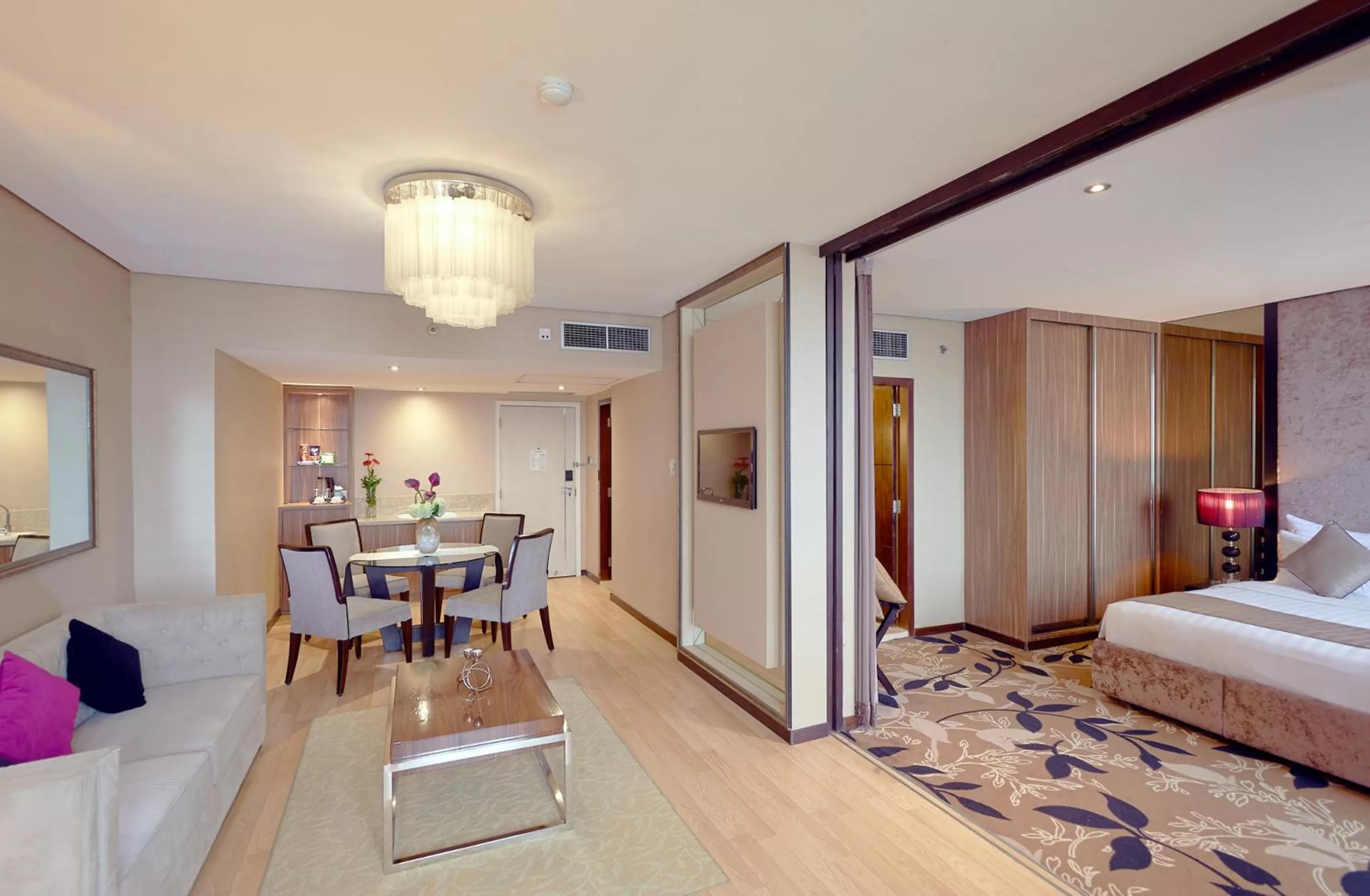 Photo of the whole room, Seating Area in Garden Palace Hotel Powered by Archipelago