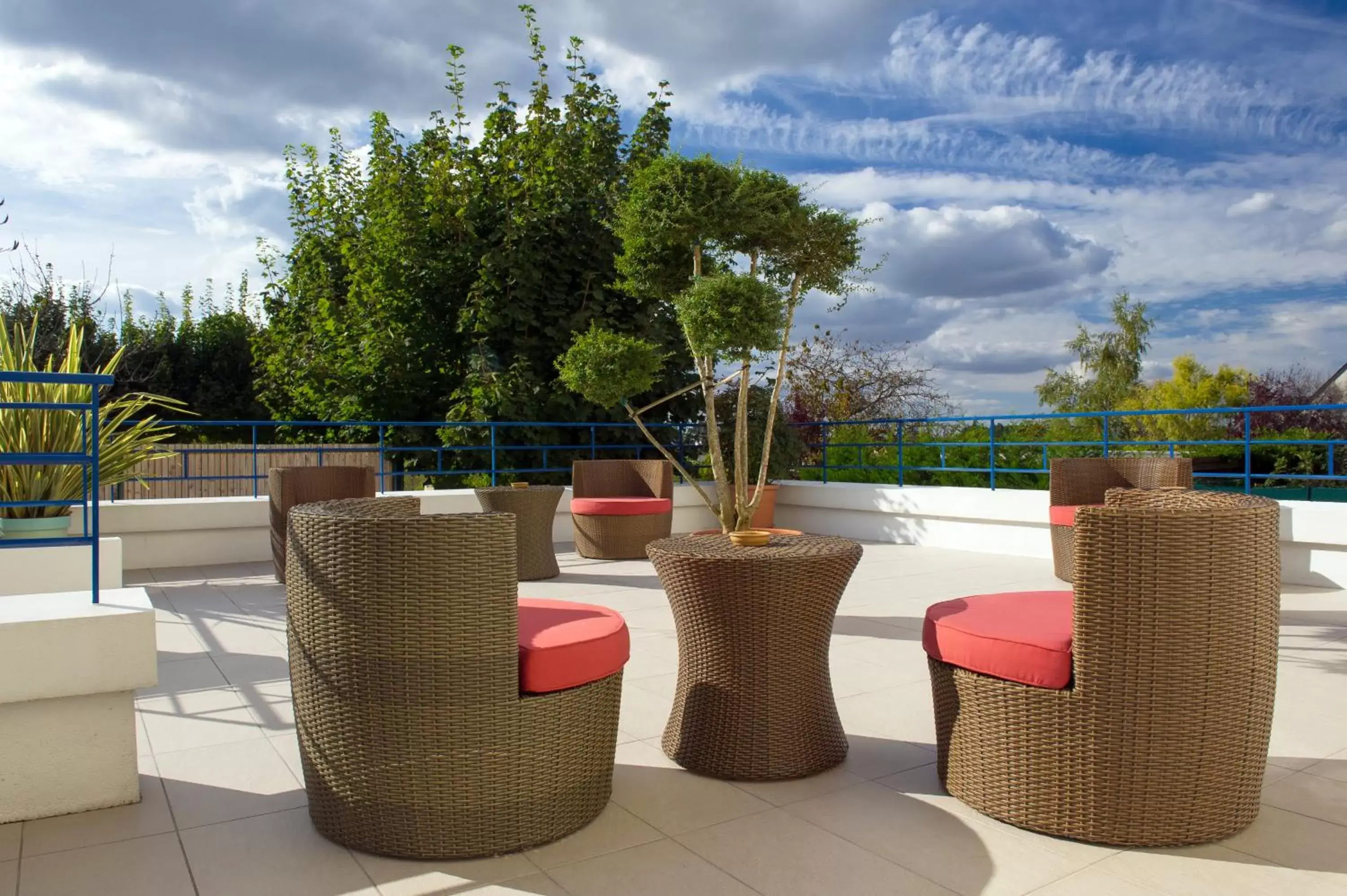 Balcony/Terrace in Best Western Le Vinci Loire Valley