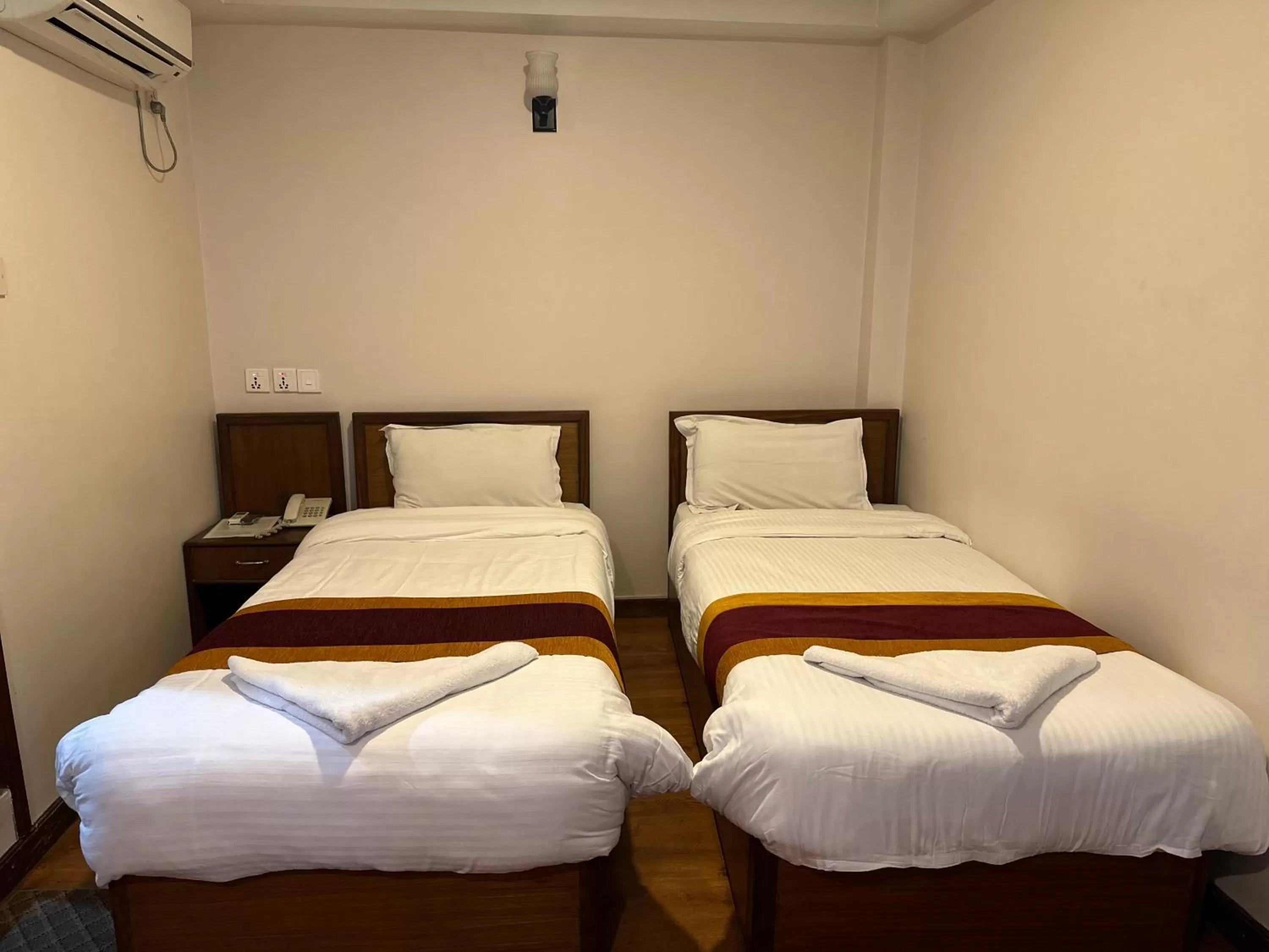 Standard Twin Room - single occupancy in Hotel Everest Nepal