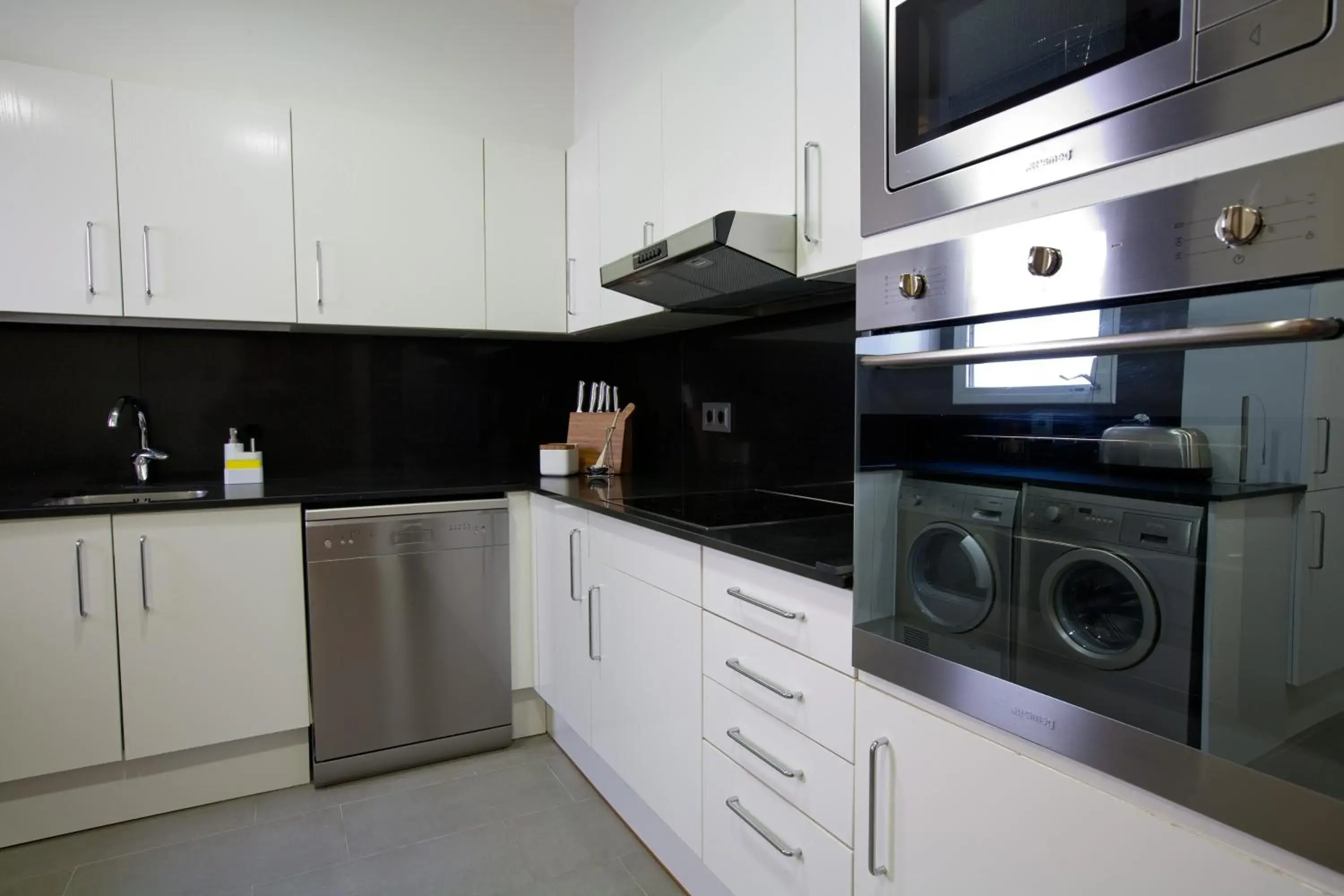 Kitchen or kitchenette, Kitchen/Kitchenette in Apartments Sixtyfour