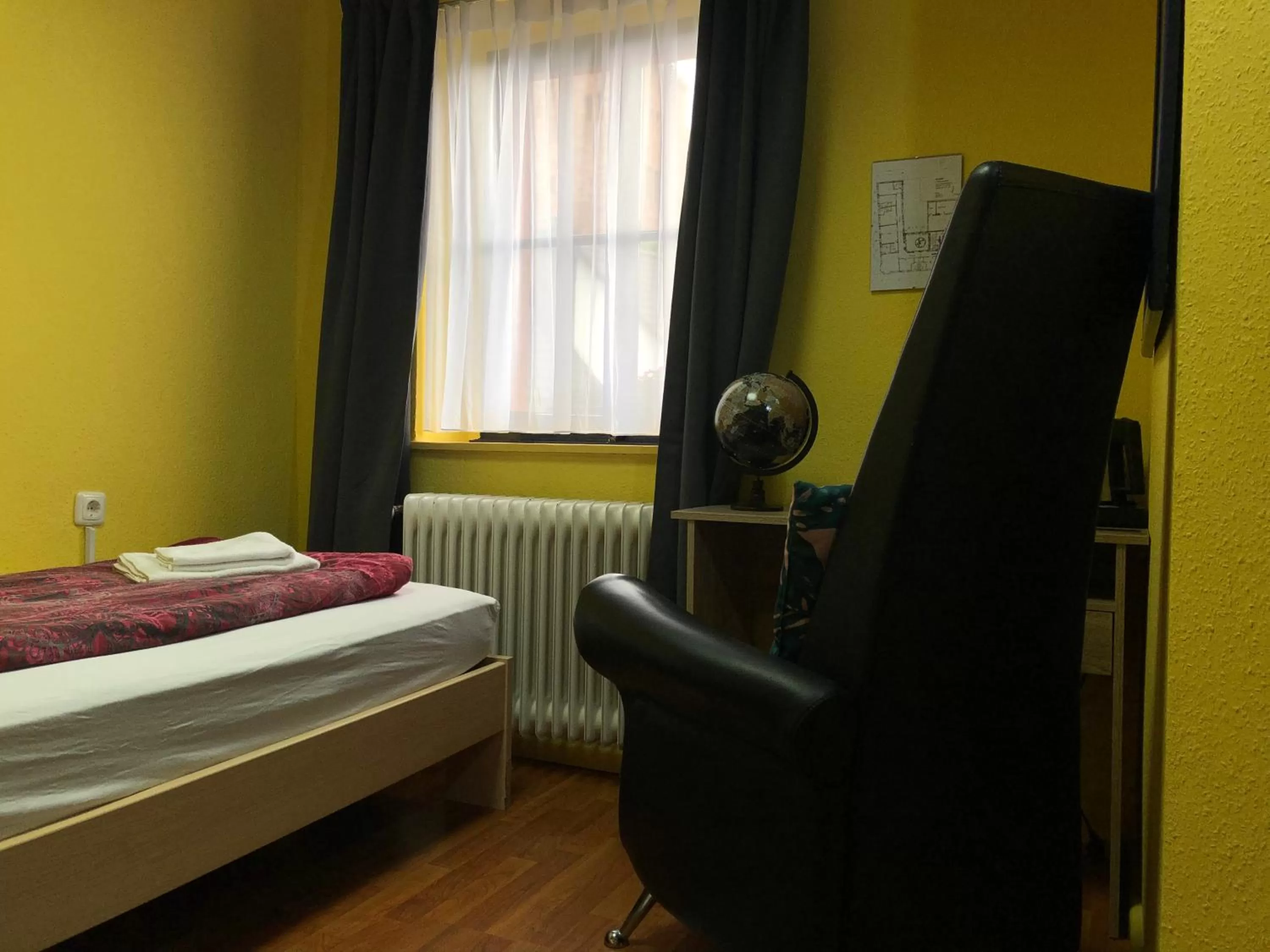 Bed in Astoria Hotel Heimbach