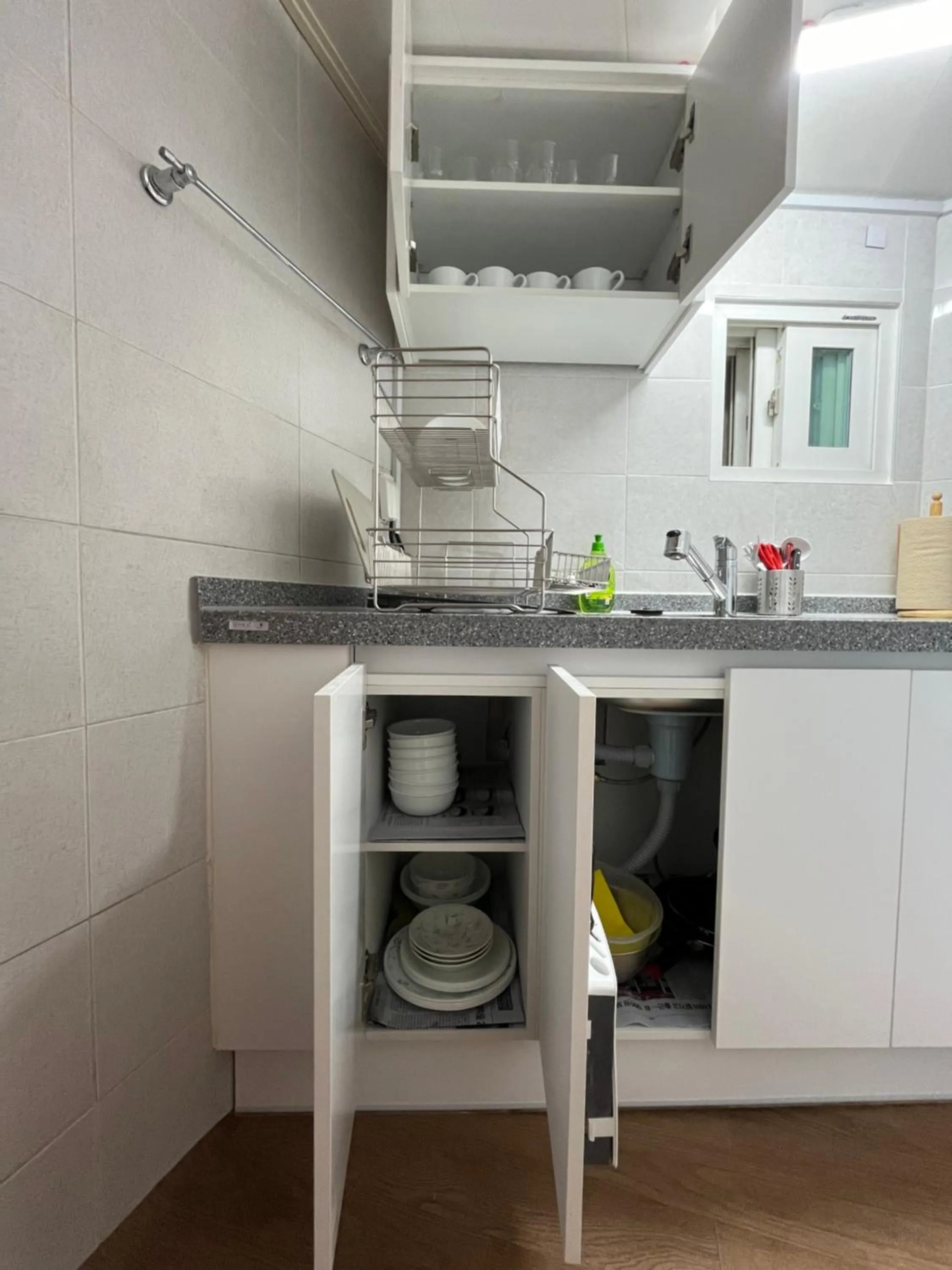 Kitchen or kitchenette in B My Guesthouse