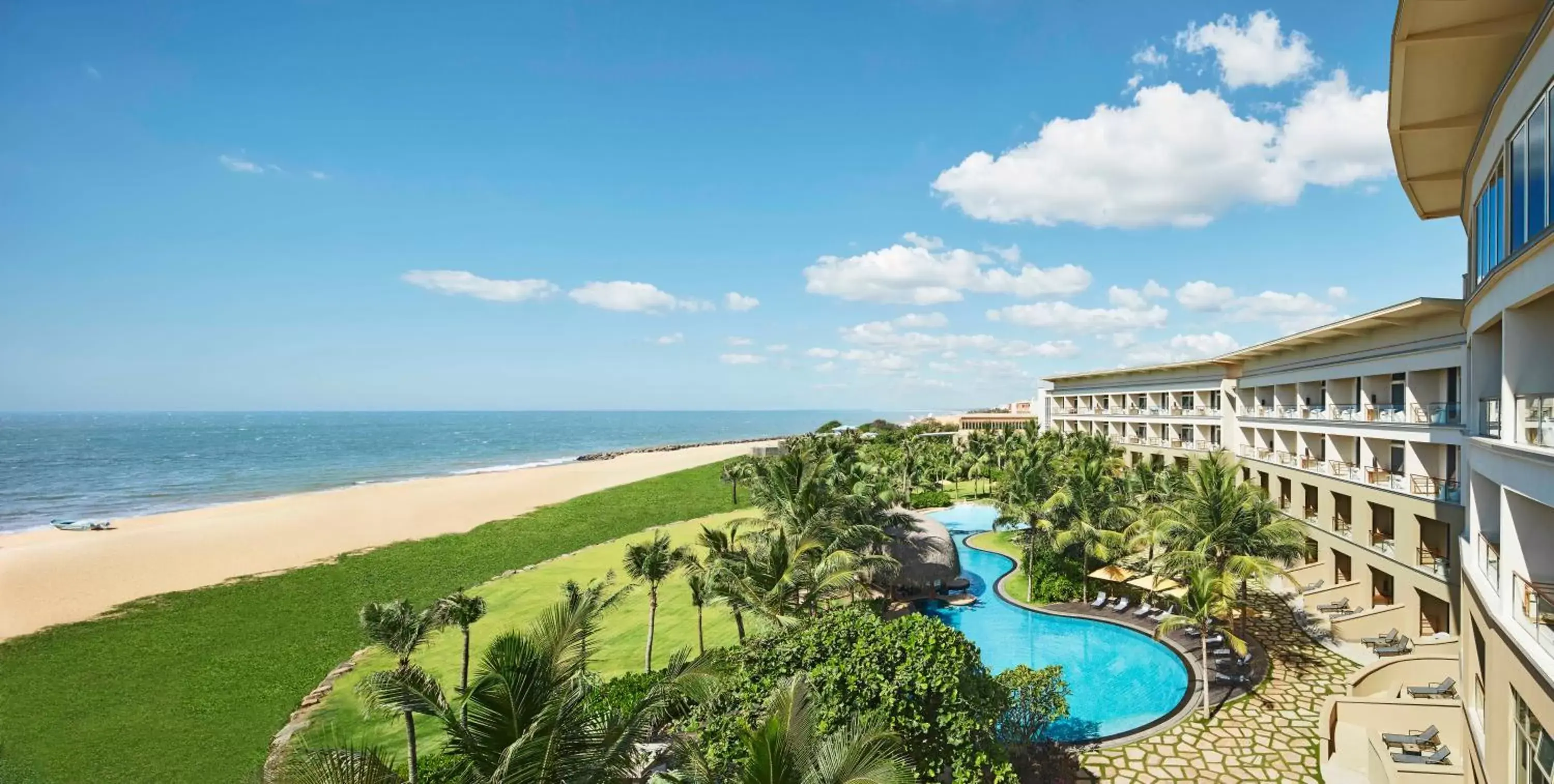 Beach, Pool View in Heritance Negombo