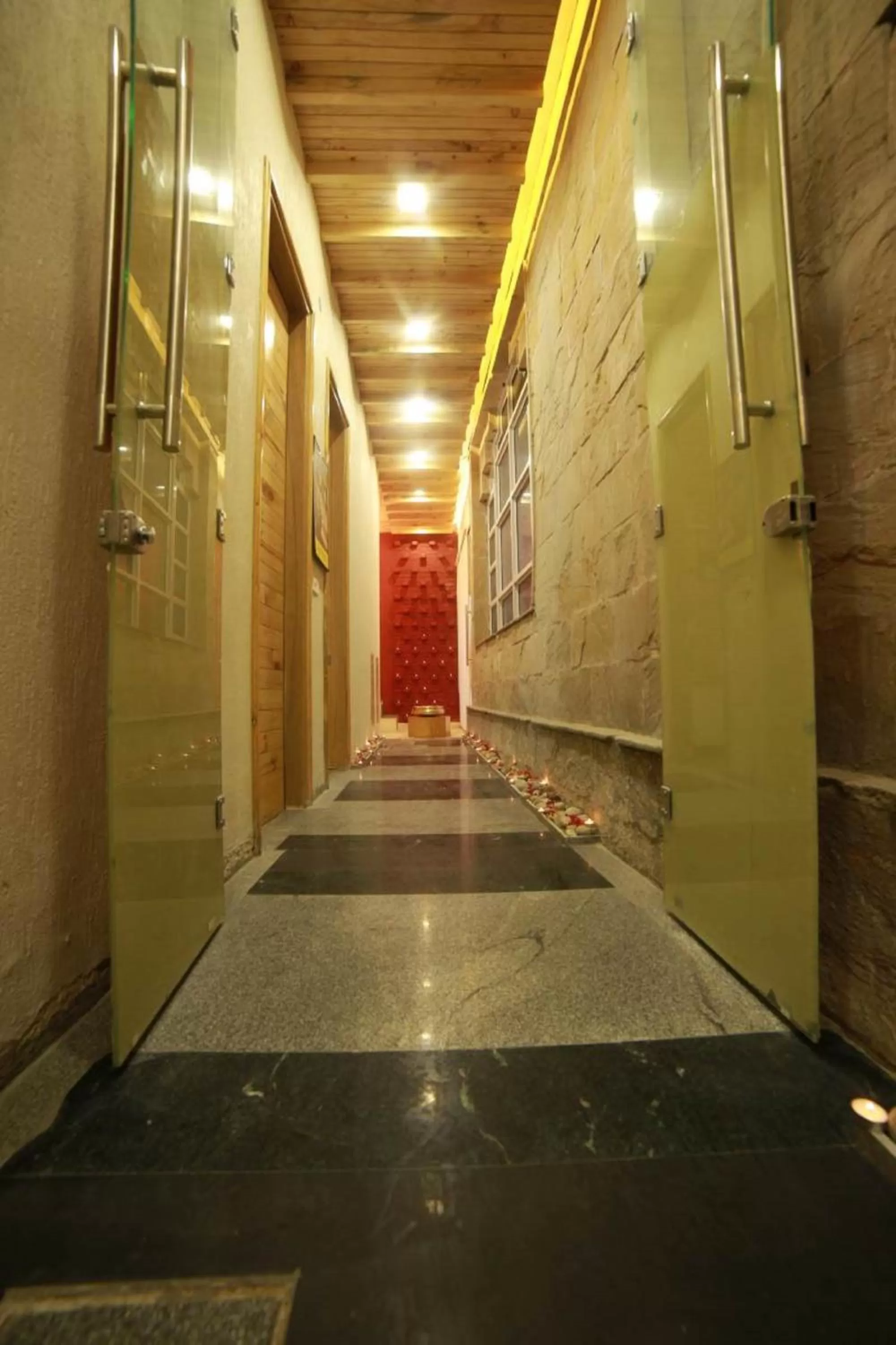 Area and facilities in Bravia Hotel Manali Inn