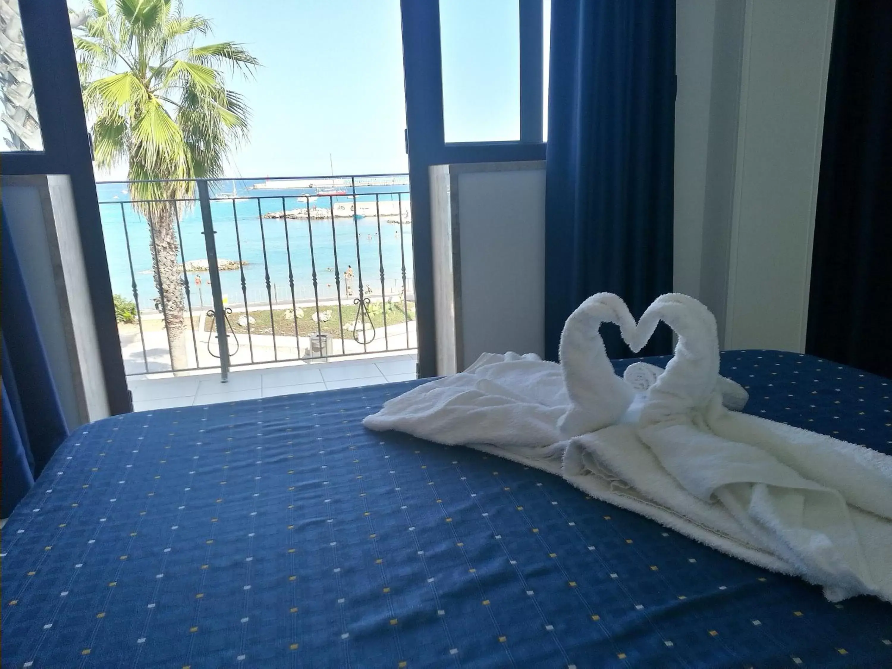 Bedroom, Bed in Hotel Profumo Di Mare