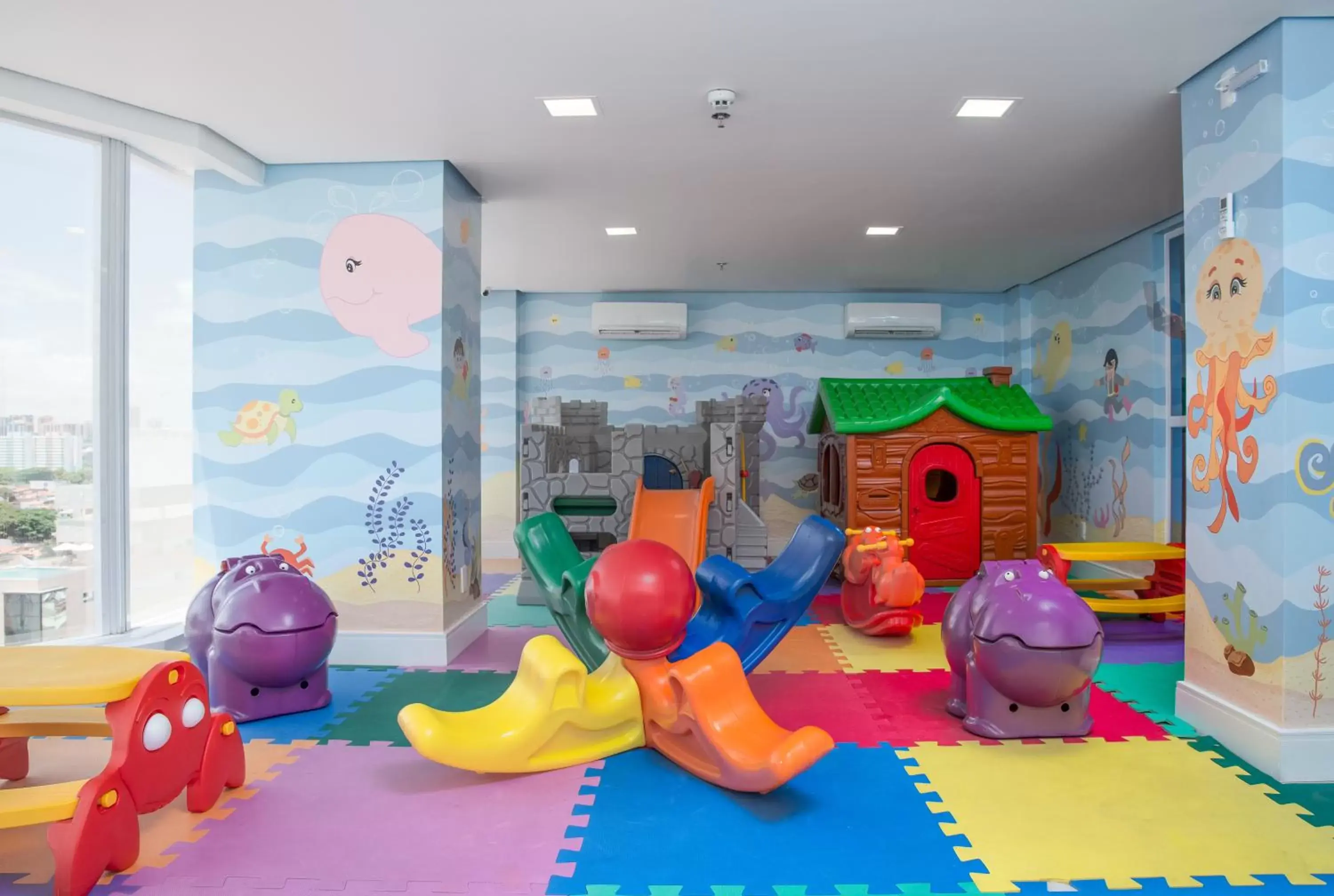 Children play ground in Hotel Brisa Suites