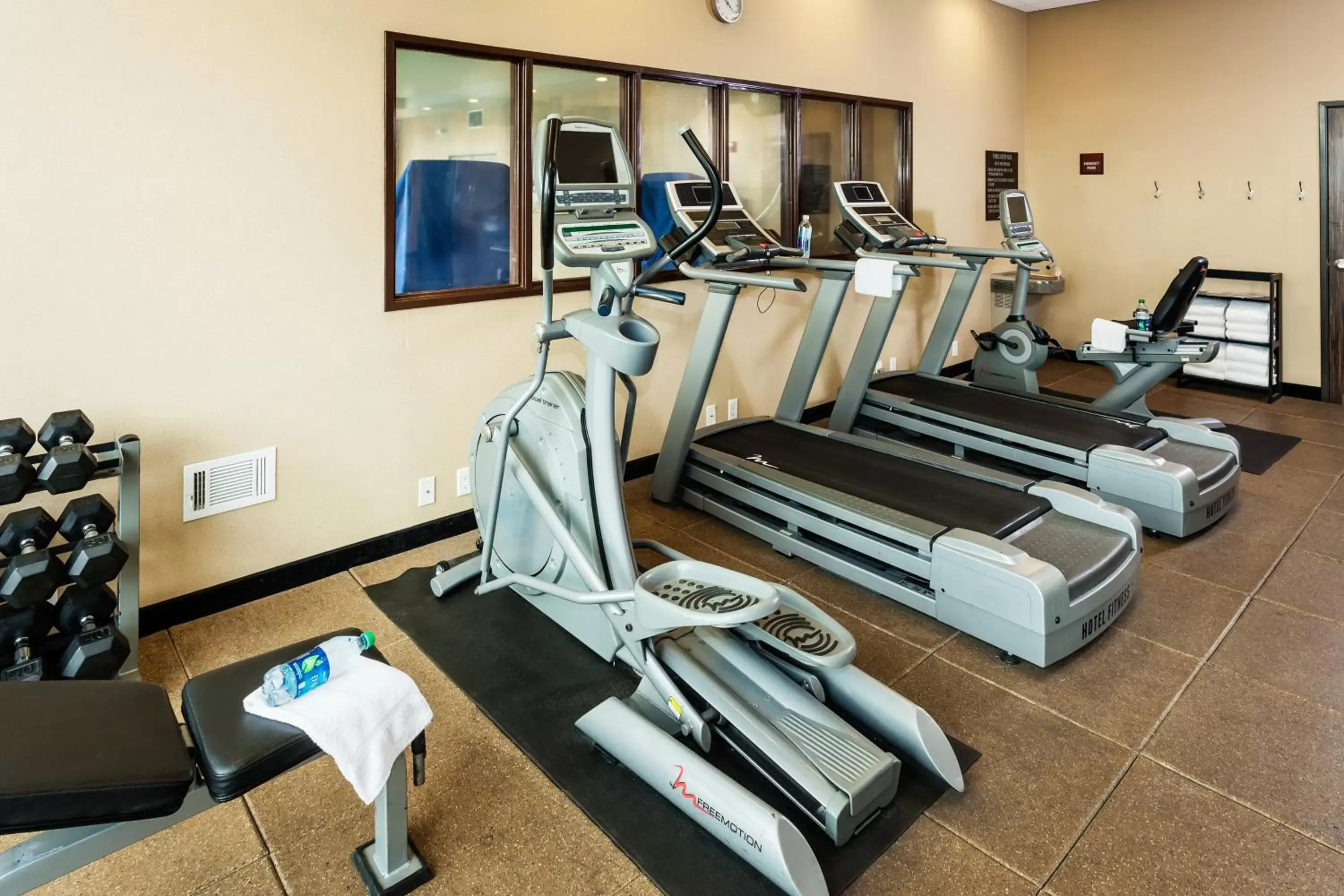 Fitness centre/facilities, Fitness Center/Facilities in Crowne Plaza Anchorage-Midtown, an IHG Hotel