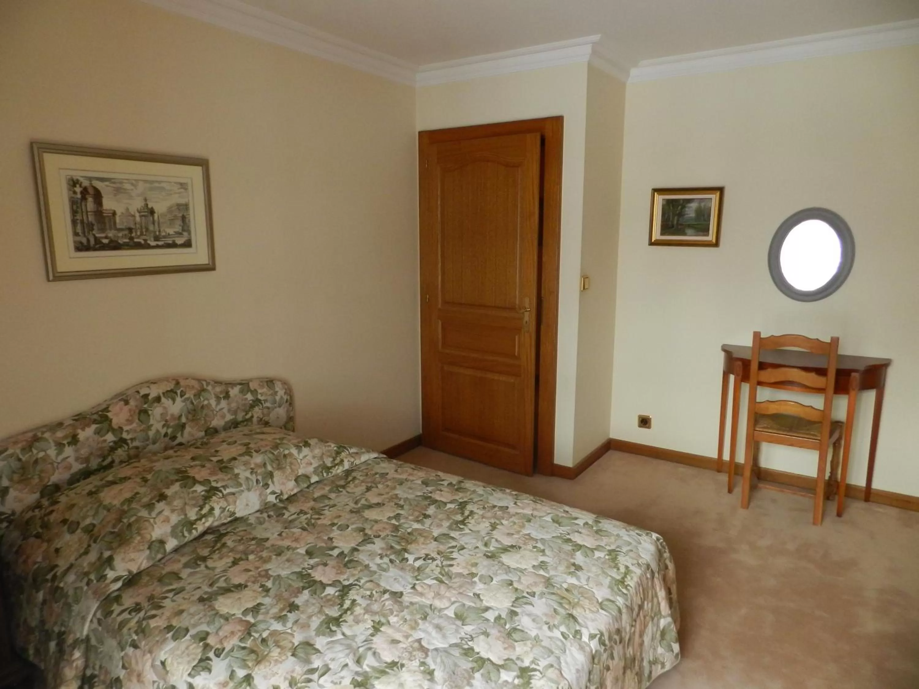 Photo of the whole room in Ferme Bordbar B&B