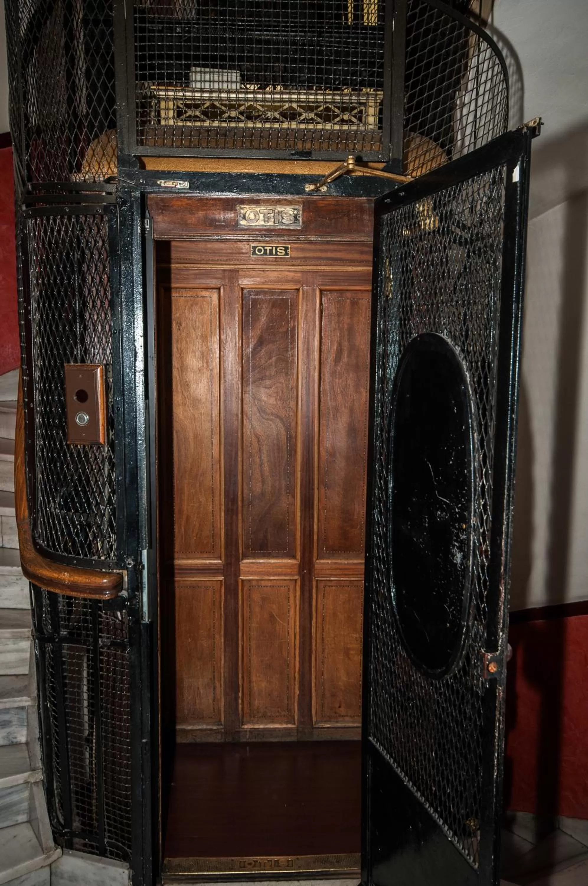 Decorative detail in Cecil Hotel