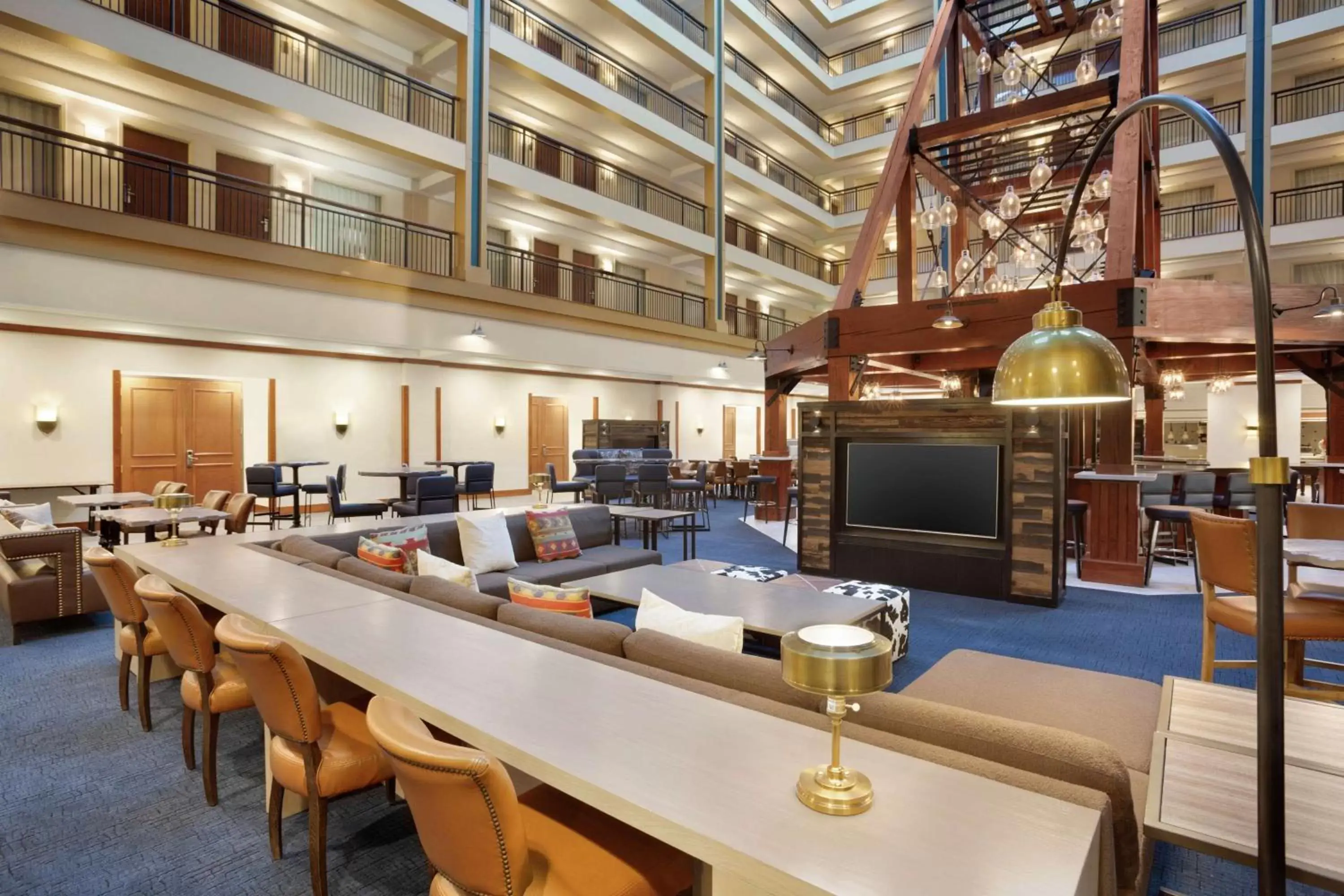 Lobby or reception in Embassy Suites by Hilton Denver International Airport