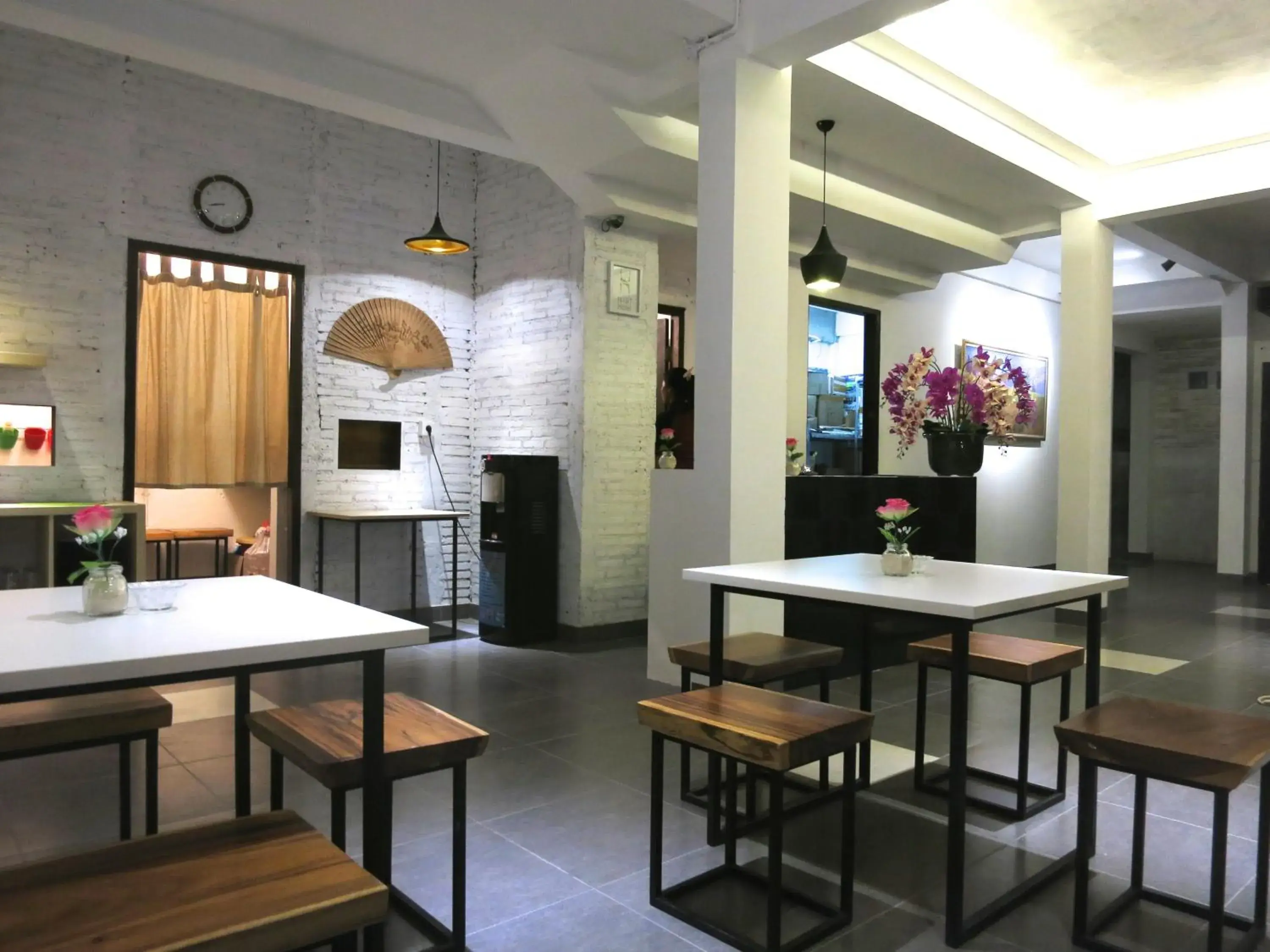 Restaurant/Places to Eat in Hart Hotel Arjuna Restaurant/Places to Eat in Hart Hotel Arjuna