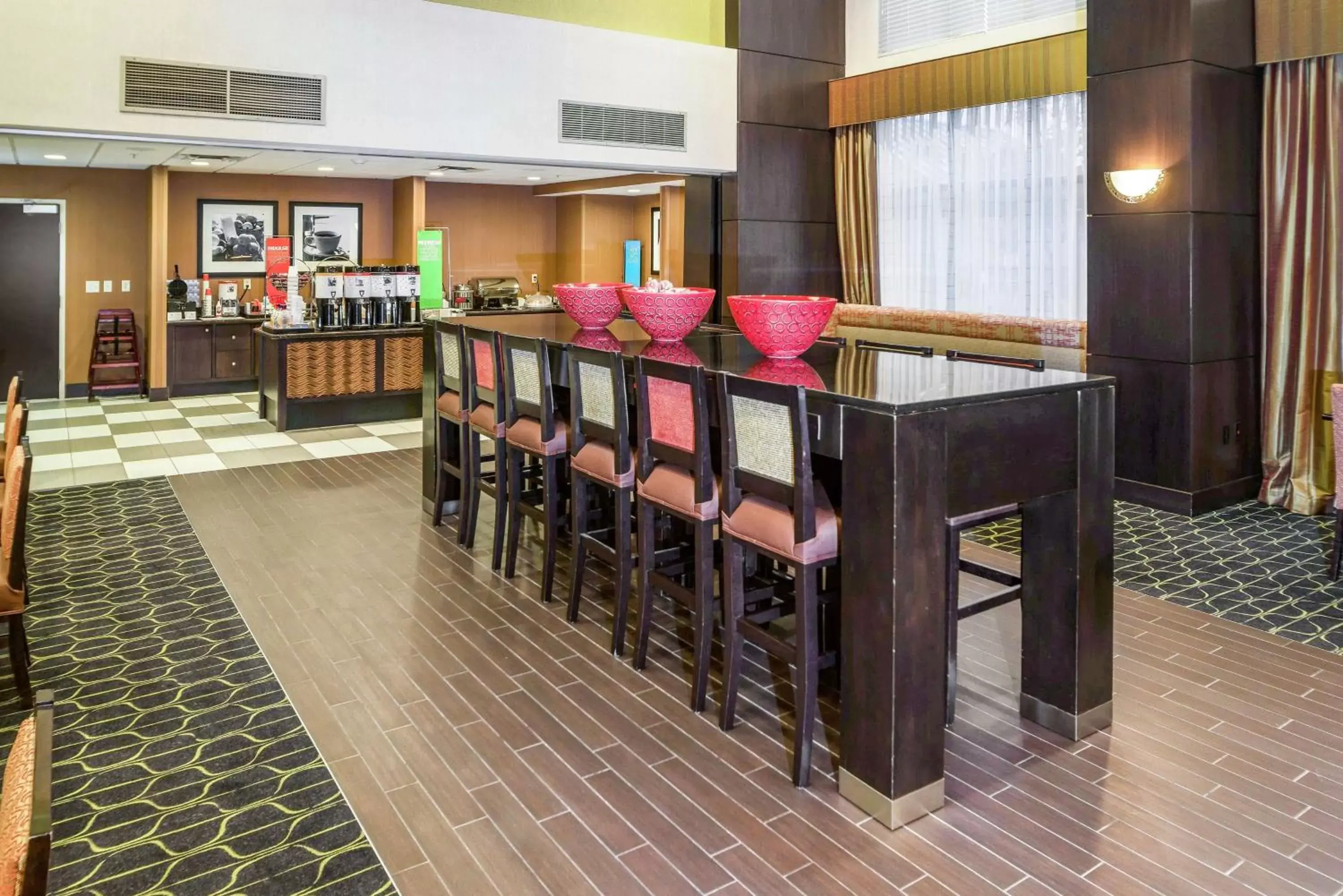 Lobby or reception in Hampton Inn and Suites Tulsa/Catoosa