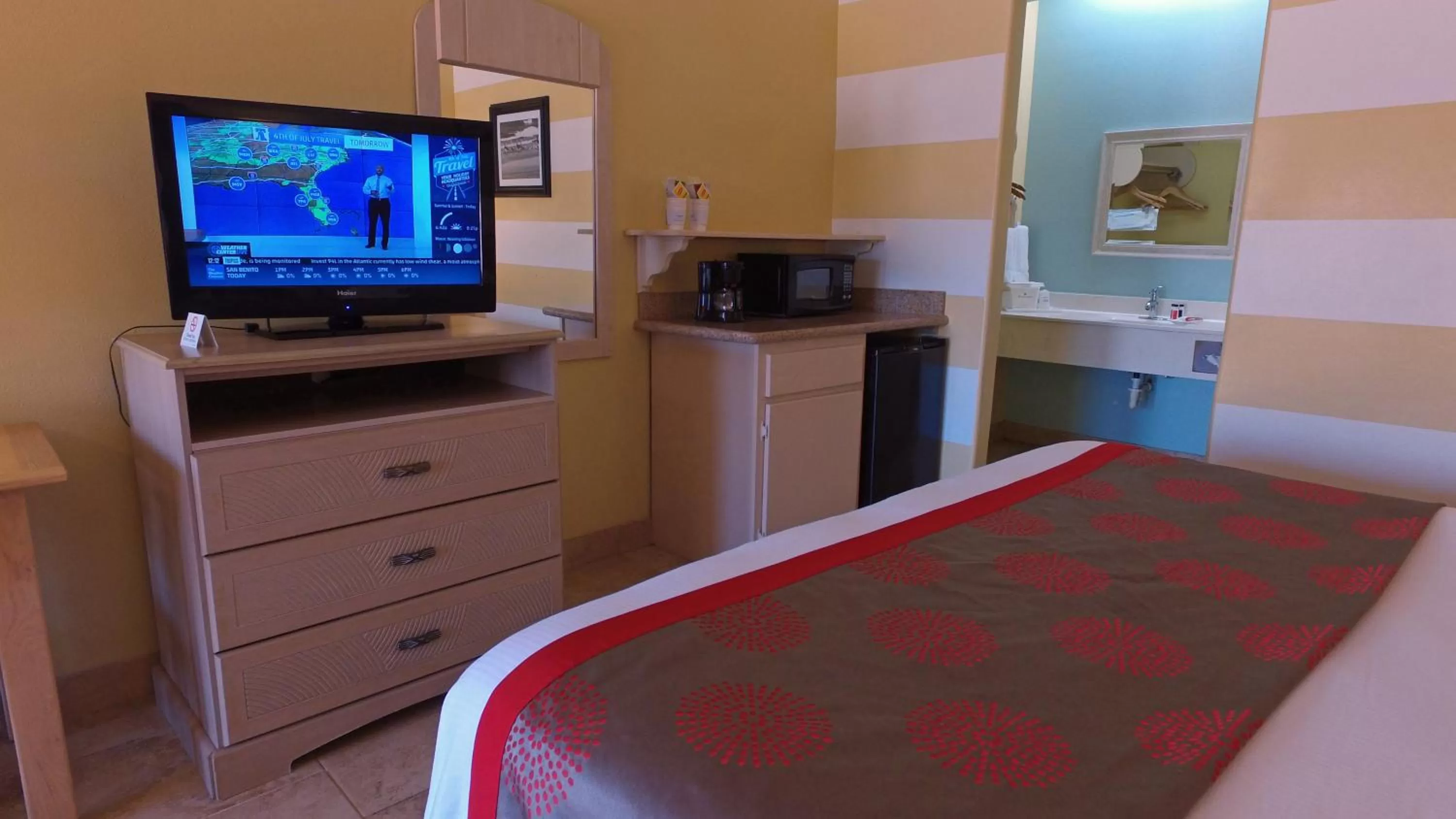 Bed in Ramada by Wyndham & Suites South Padre Island