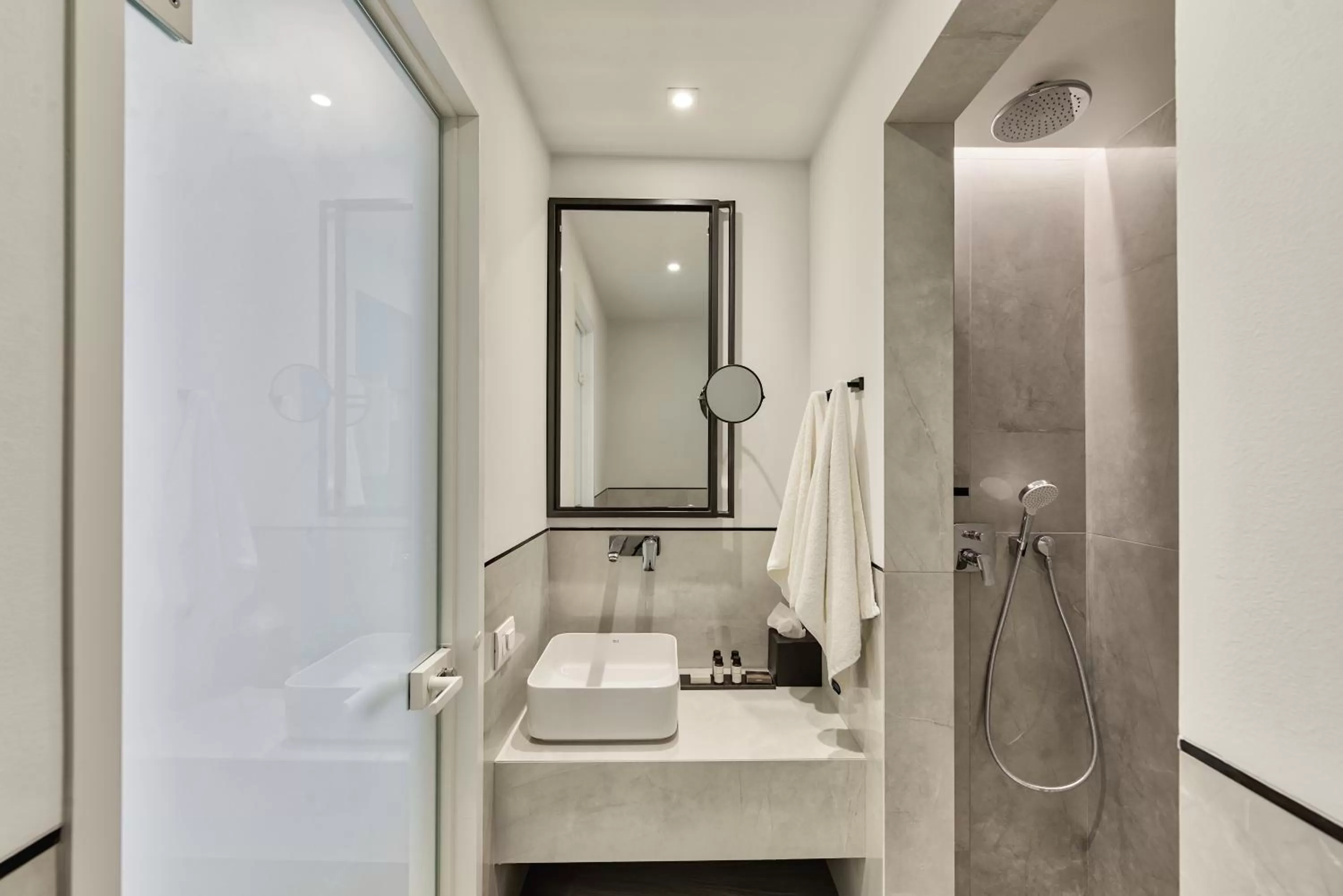 Bathroom in Bitzaro Boutique Hotel