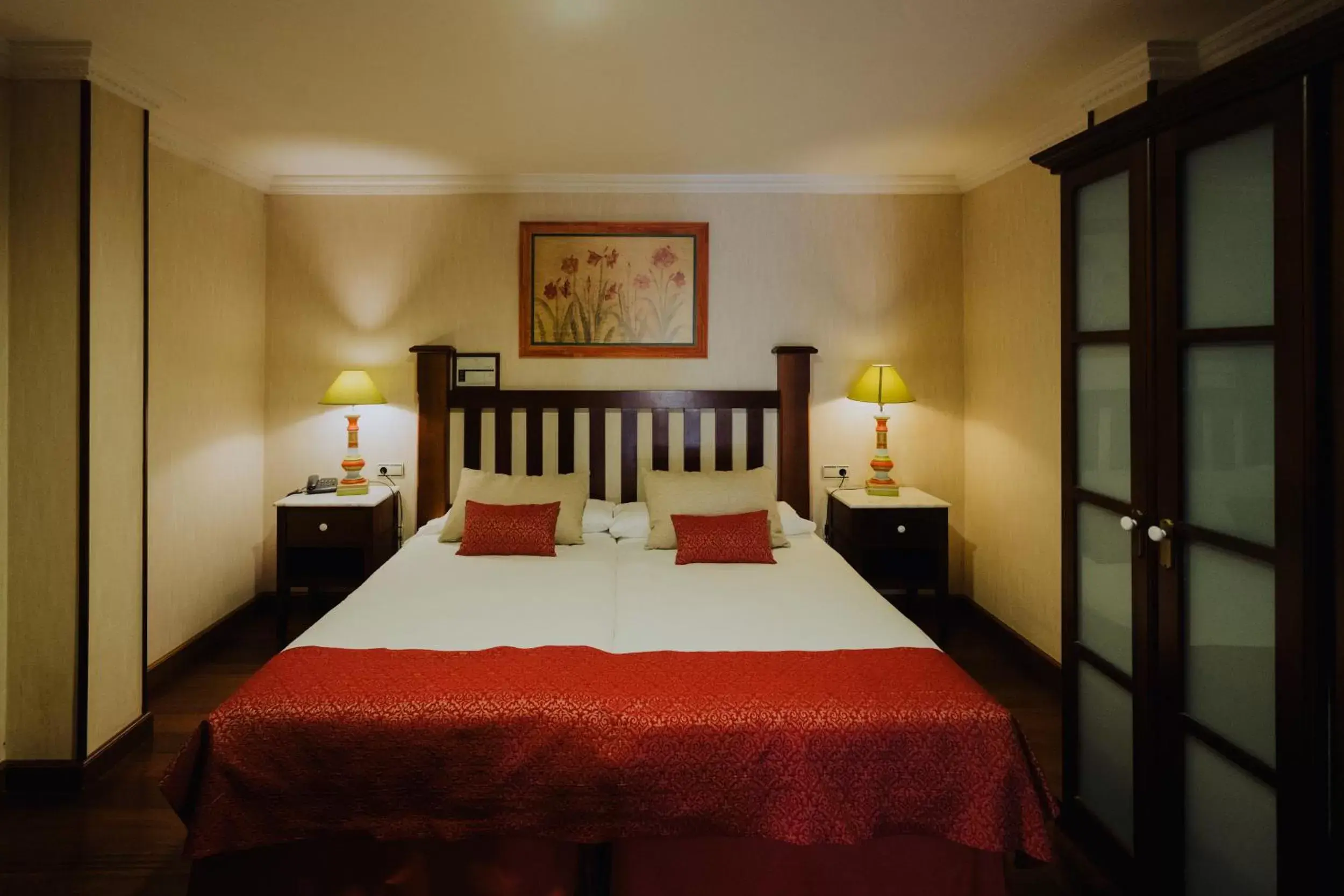 Bed in Hotel Spa Villalba