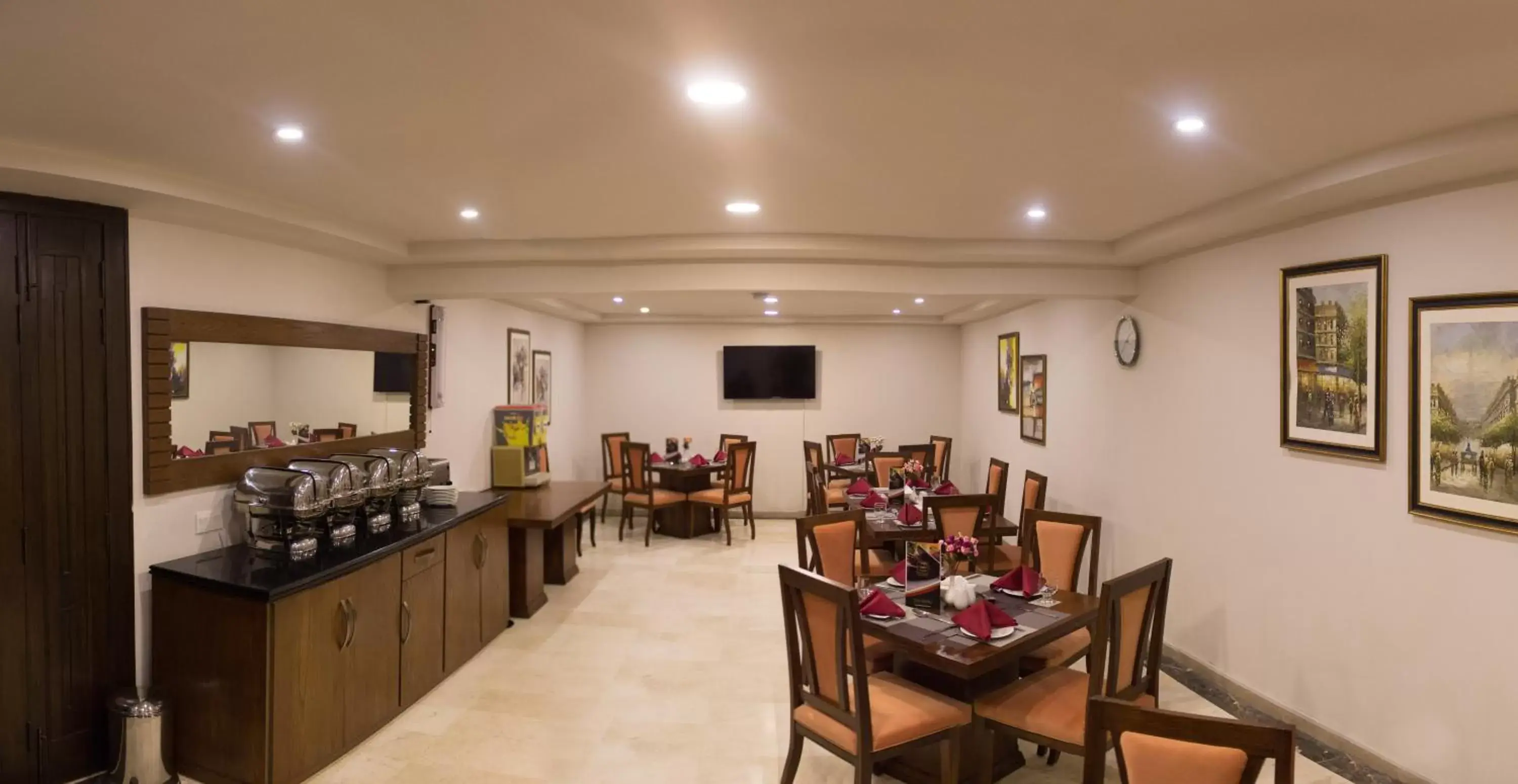 Restaurant/places to eat in S Chalet Islamabad Restaurant/places to eat in S Chalet Islamabad