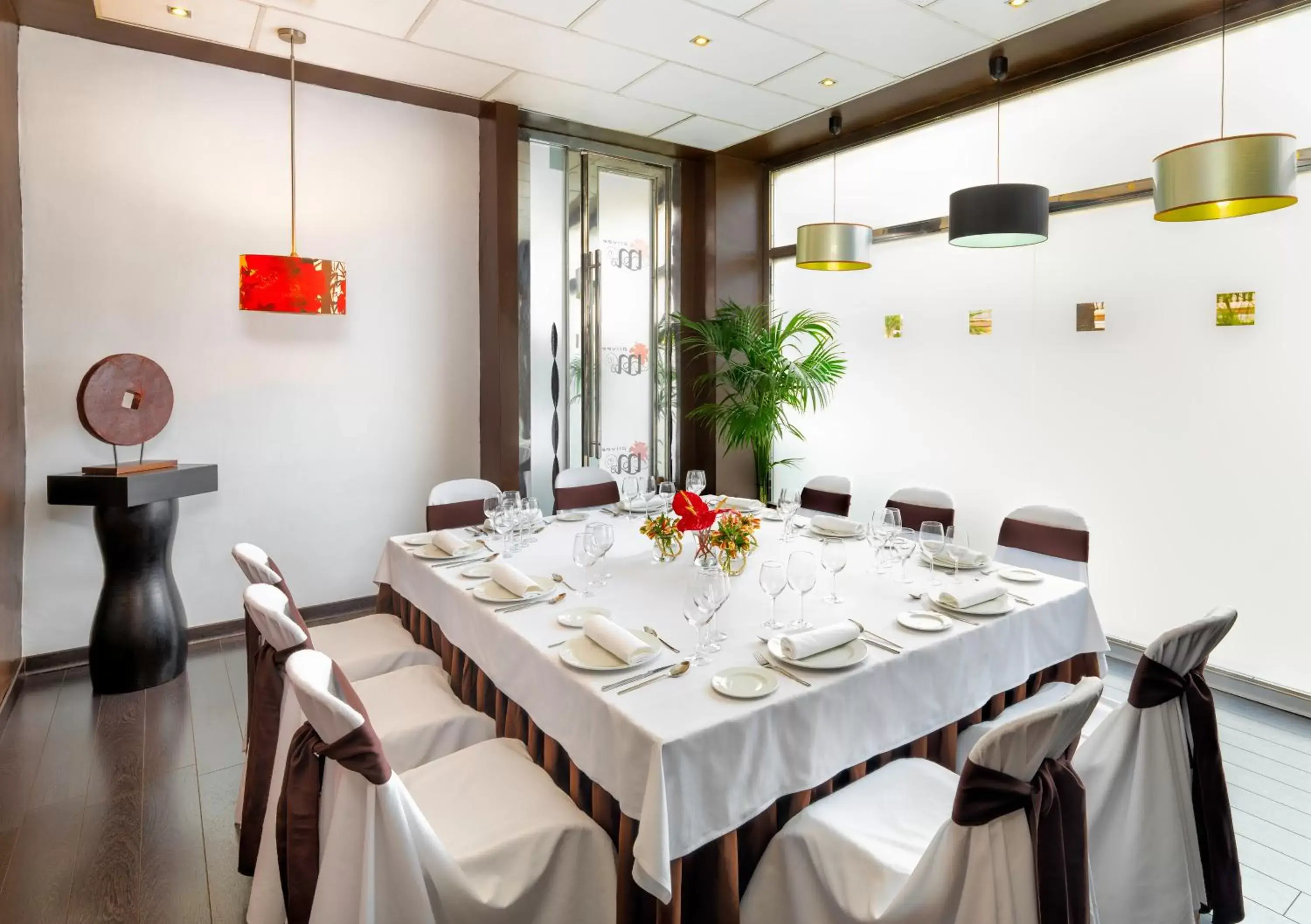 Banquet/Function facilities, Restaurant/Places to Eat in Occidental Santa Cruz Contemporáneo