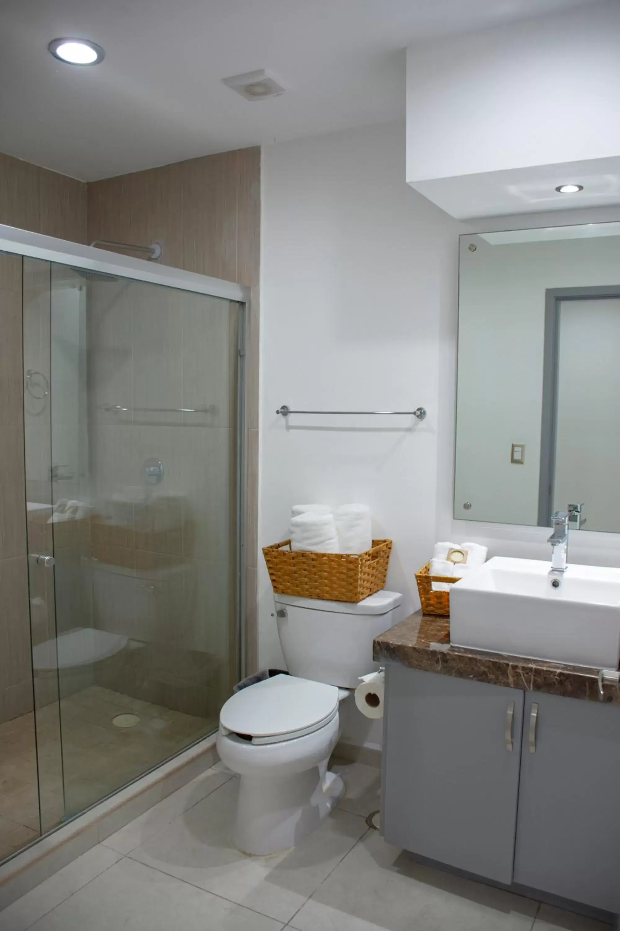 Deluxe Suite with Sea View in HOTEL TRAMONTO MAZATLAN Deluxe Suite with Sea View in HOTEL TRAMONTO MAZATLAN