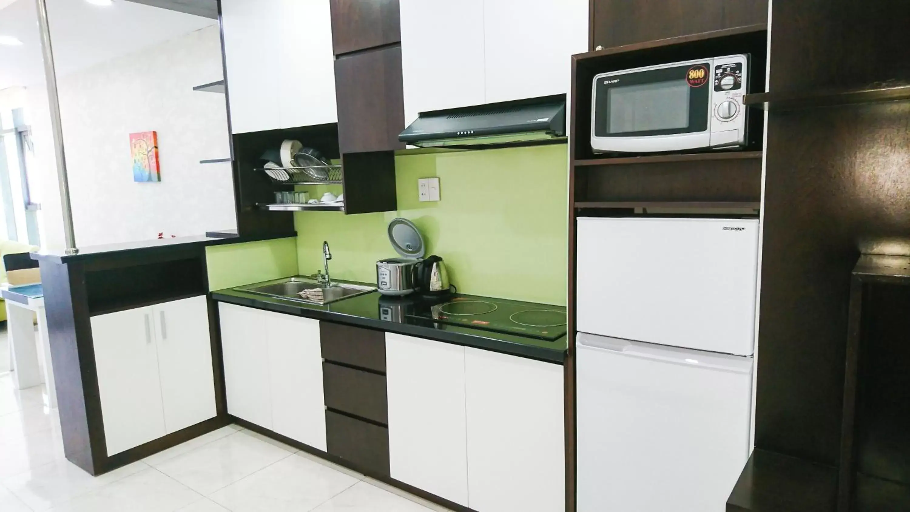 Kitchen or kitchenette, Kitchen/Kitchenette in Gold Ocean Apartment