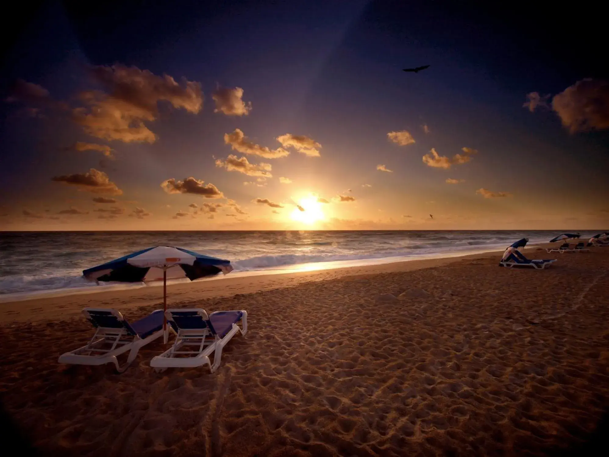 Beach in Palm Beach Shores Resort and Vacation Villas