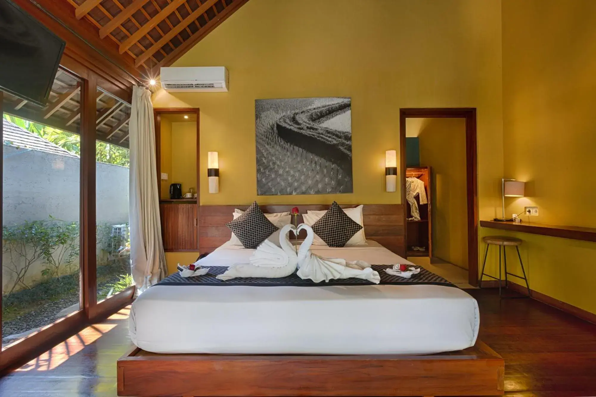 Bed in Temuku Villas Ubud - CHSE Certified