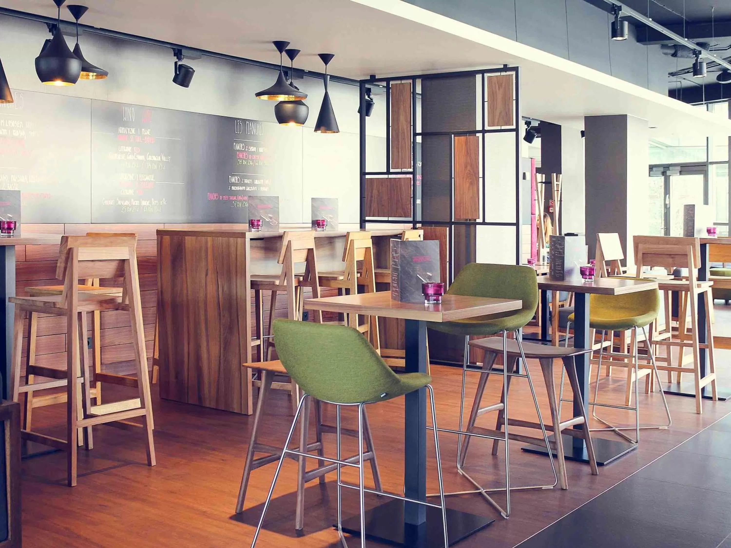 Lounge or bar in Hotel Mercure Poznań Centrum