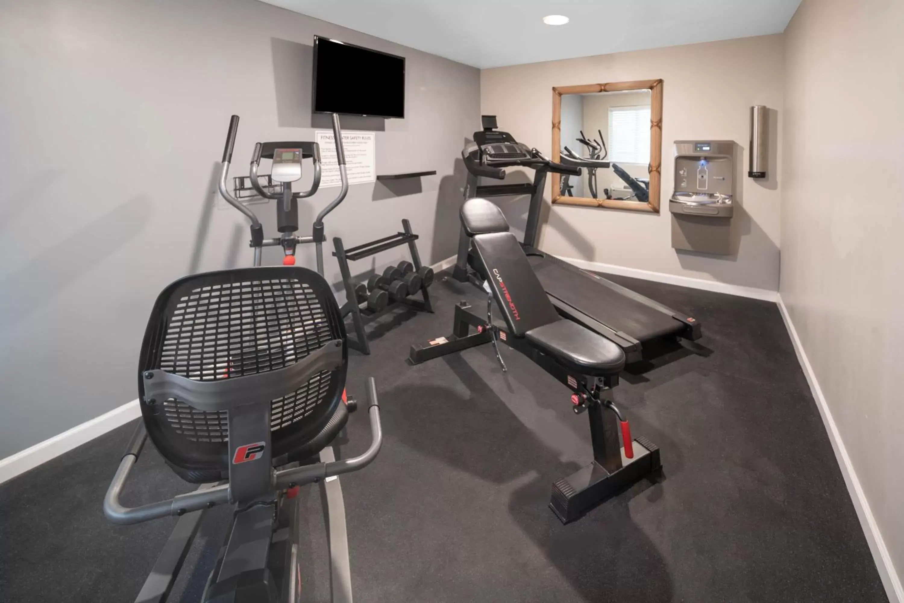 Fitness centre/facilities, Fitness Center/Facilities in Days Inn by Wyndham Galt
