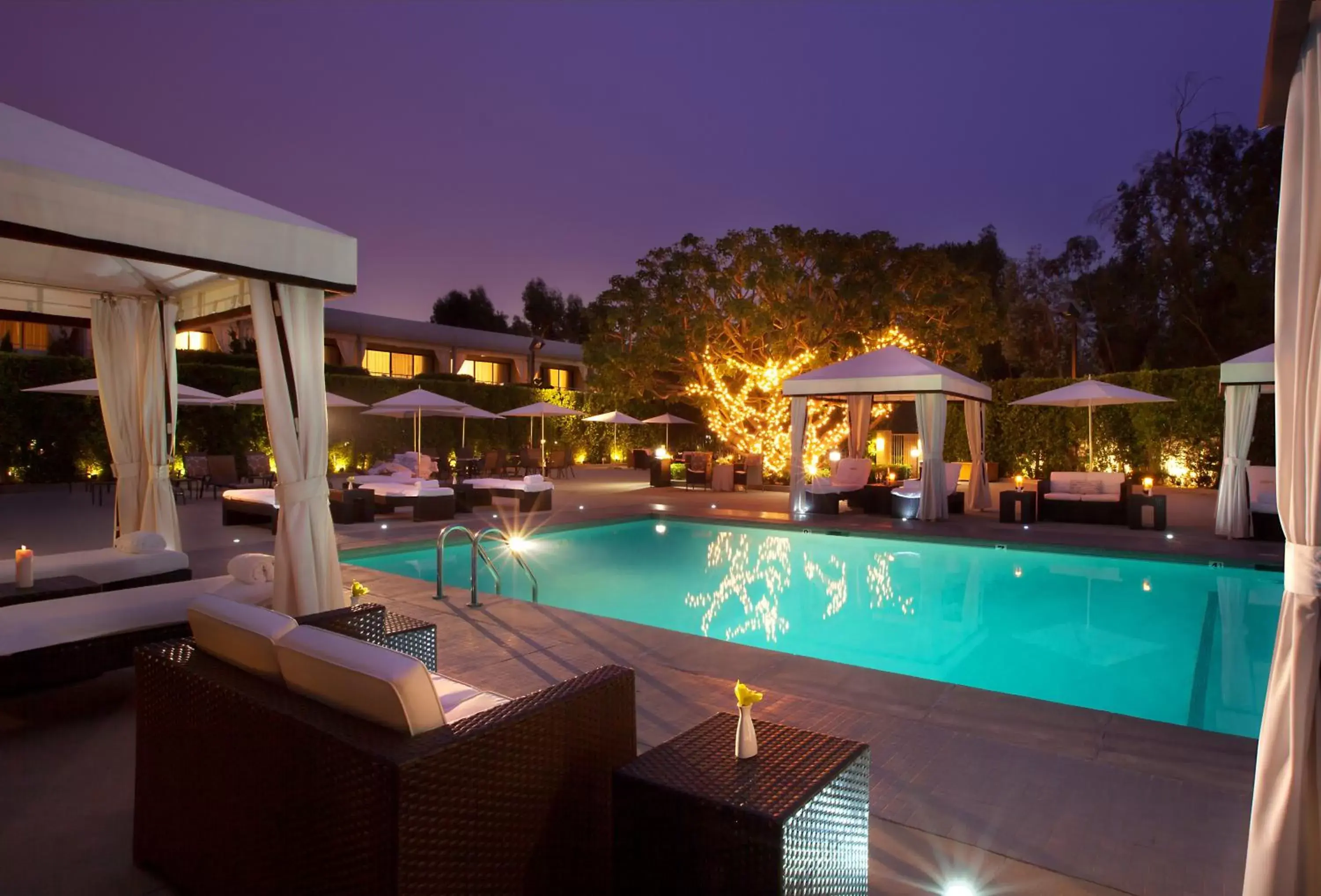 Property building, Swimming Pool in Luxe Sunset Boulevard Hotel