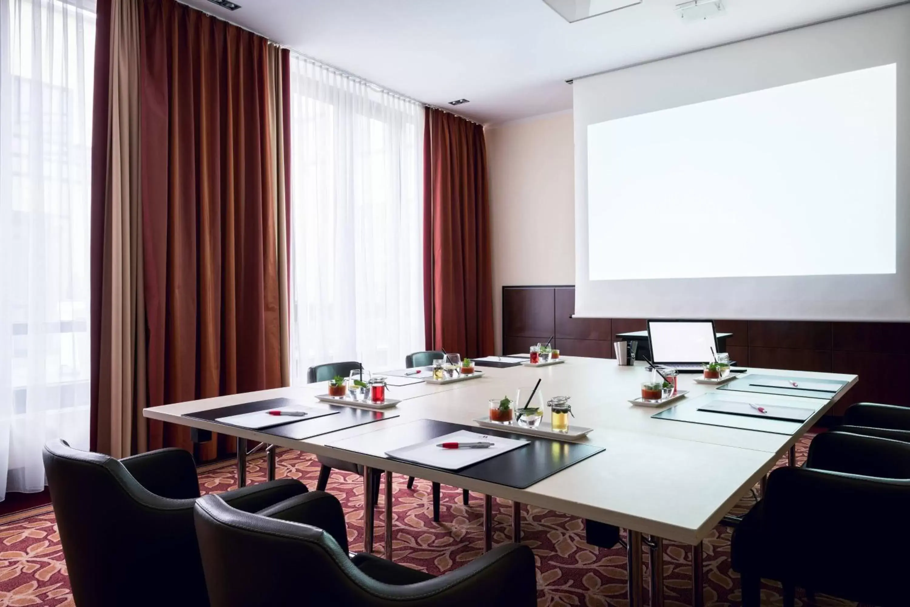 Meeting/conference room in Munich Airport Marriott Hotel