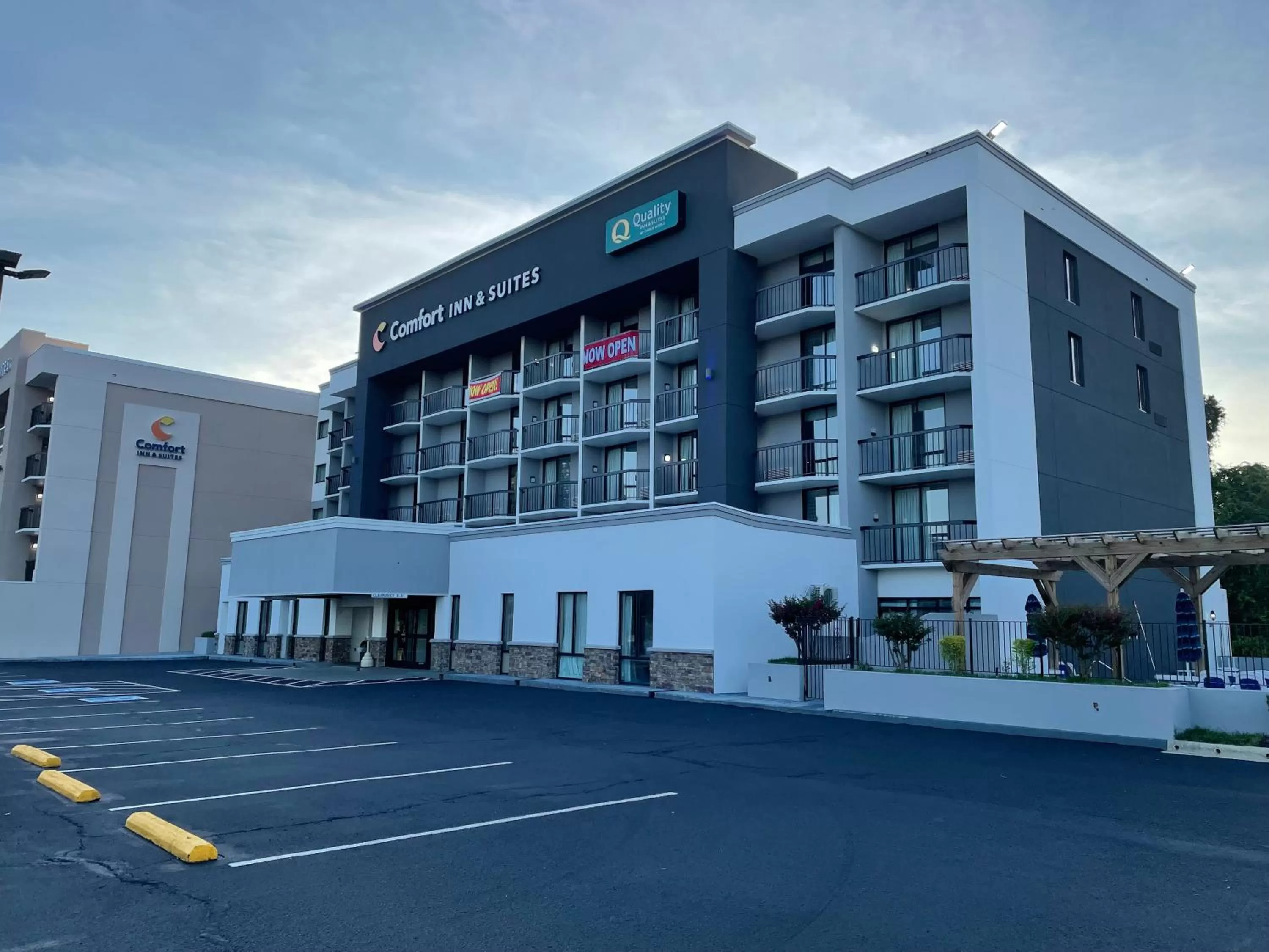 Property building in Comfort Inn & Suites Spring Lake - Fayetteville near Fort Bragg