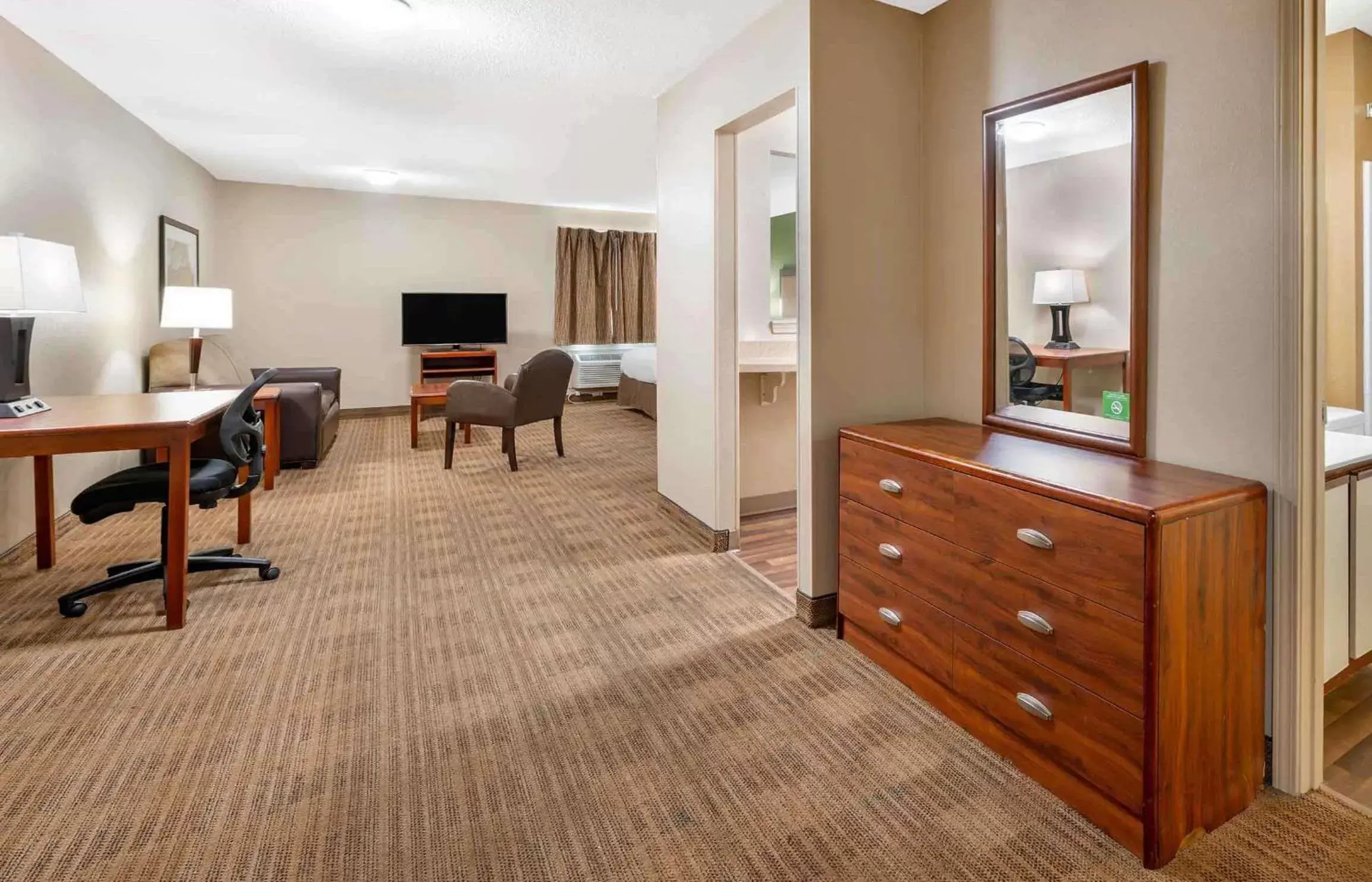 Bedroom, Seating Area in Extended Stay America Suites - Dayton - Fairborn