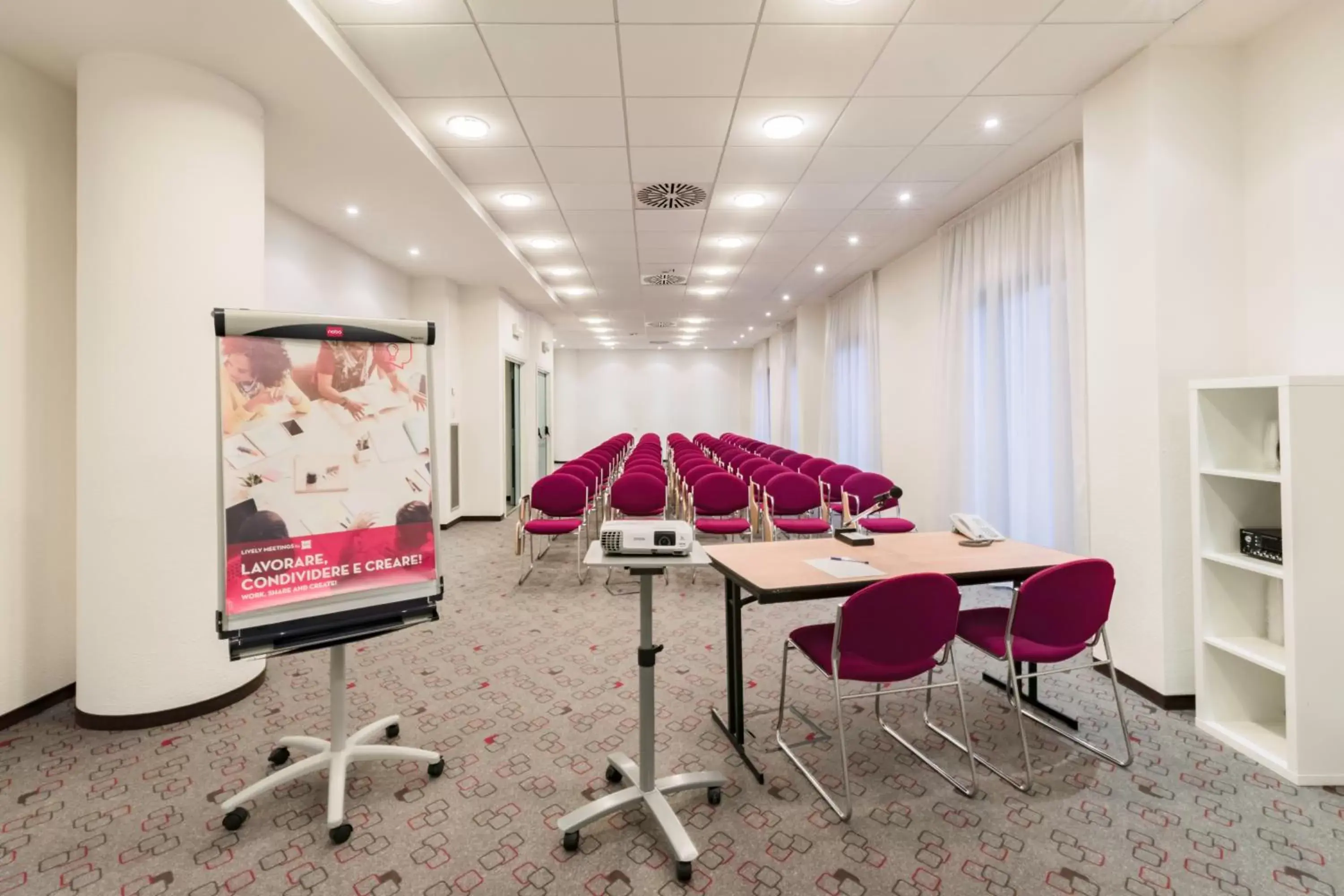 Meeting/conference room in Hotel Ibis Milano Malpensa