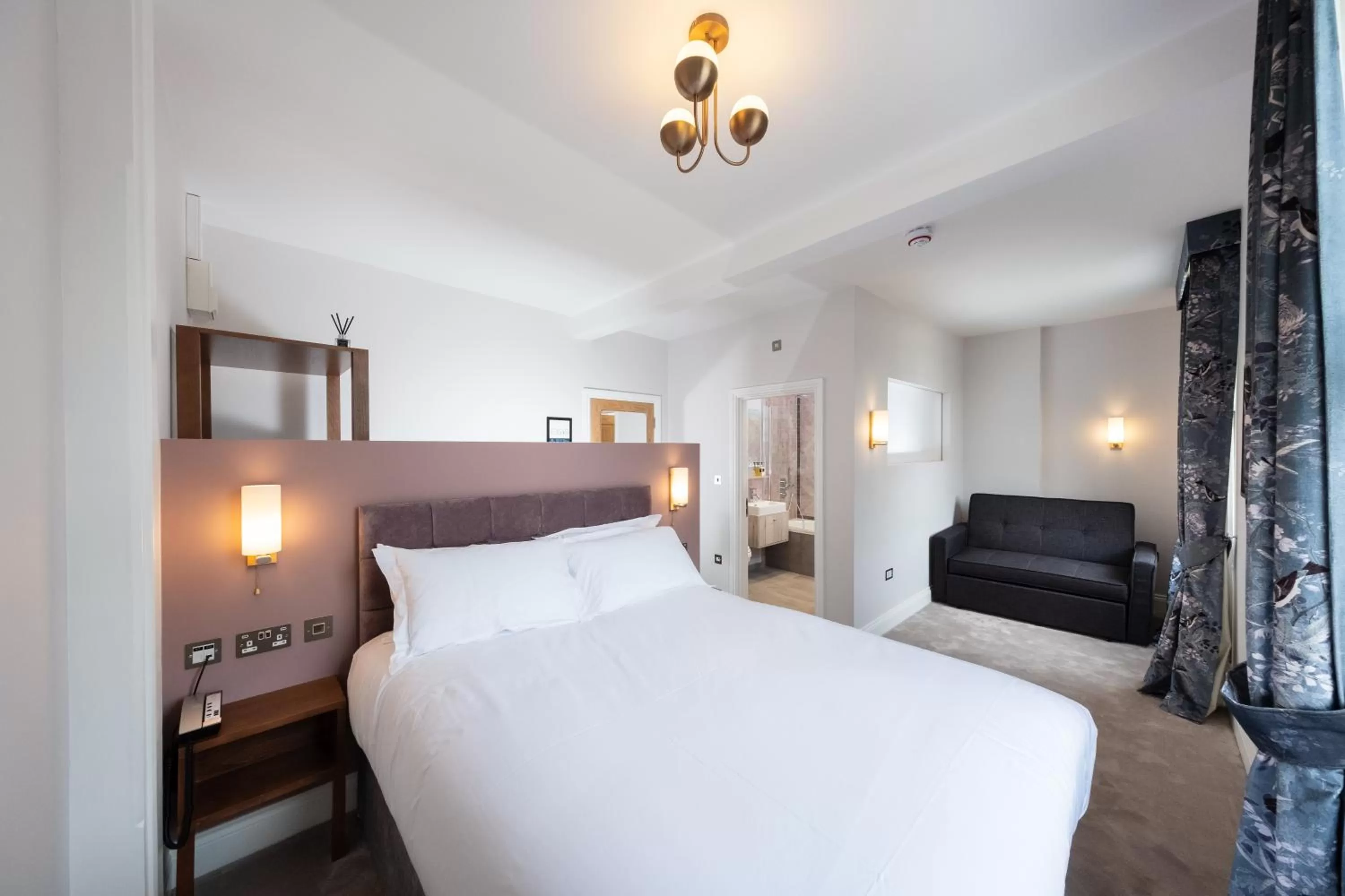 Bed in The Kings Arms